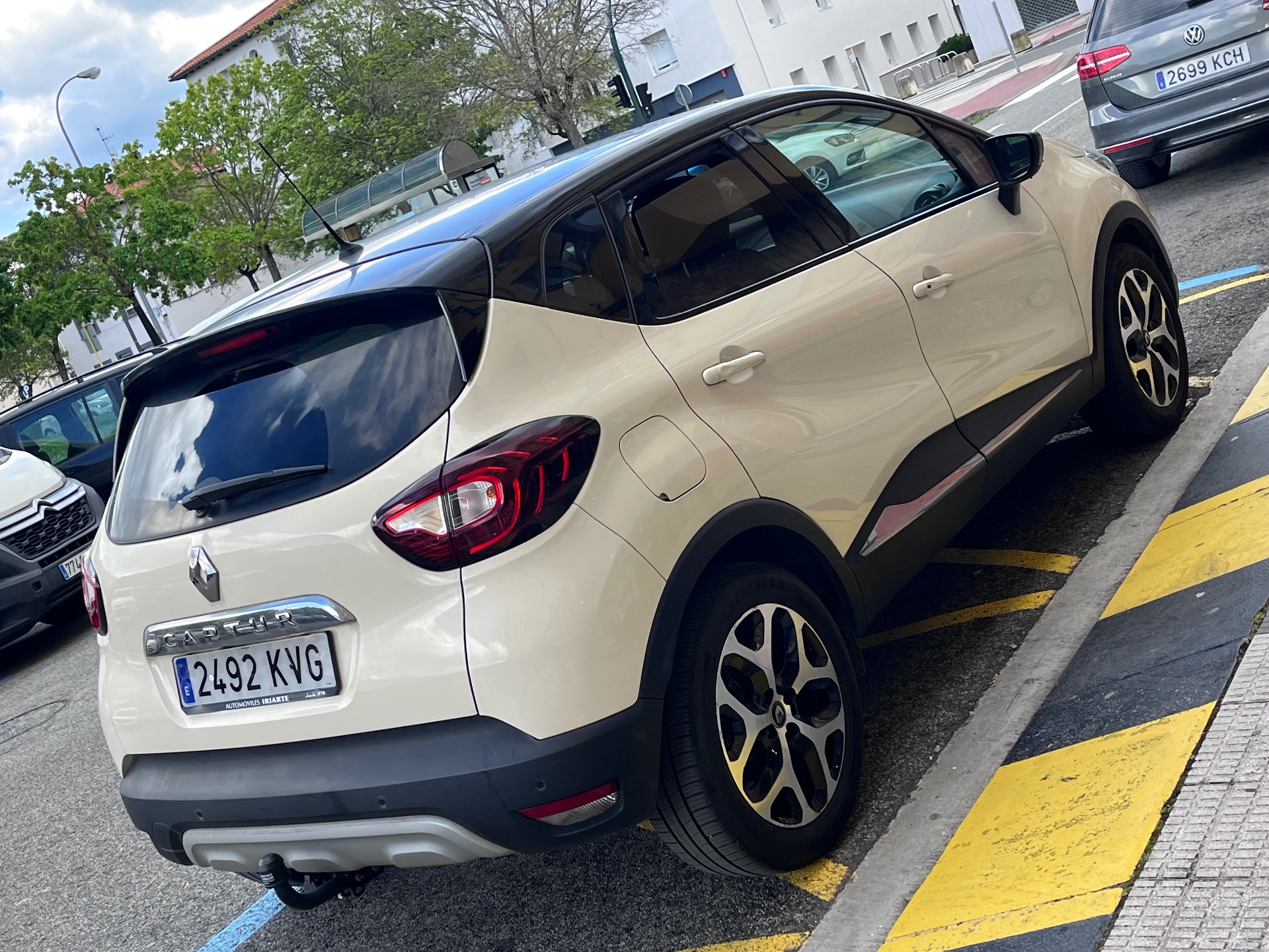 Renault Captur TCe 12V 90 CV Zen