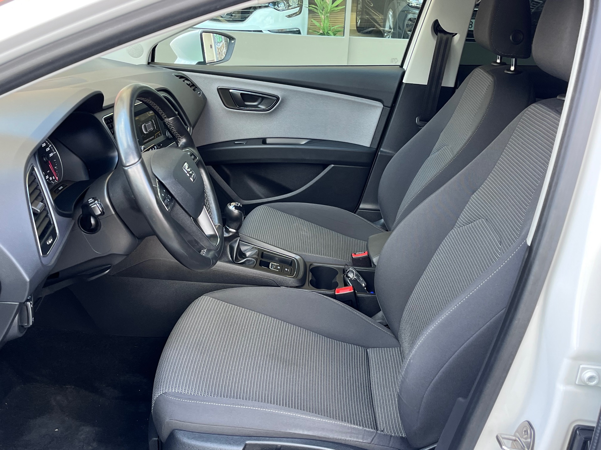 SEAT Leon  ST 1.6 TDI 85kW 115CV StSp Style