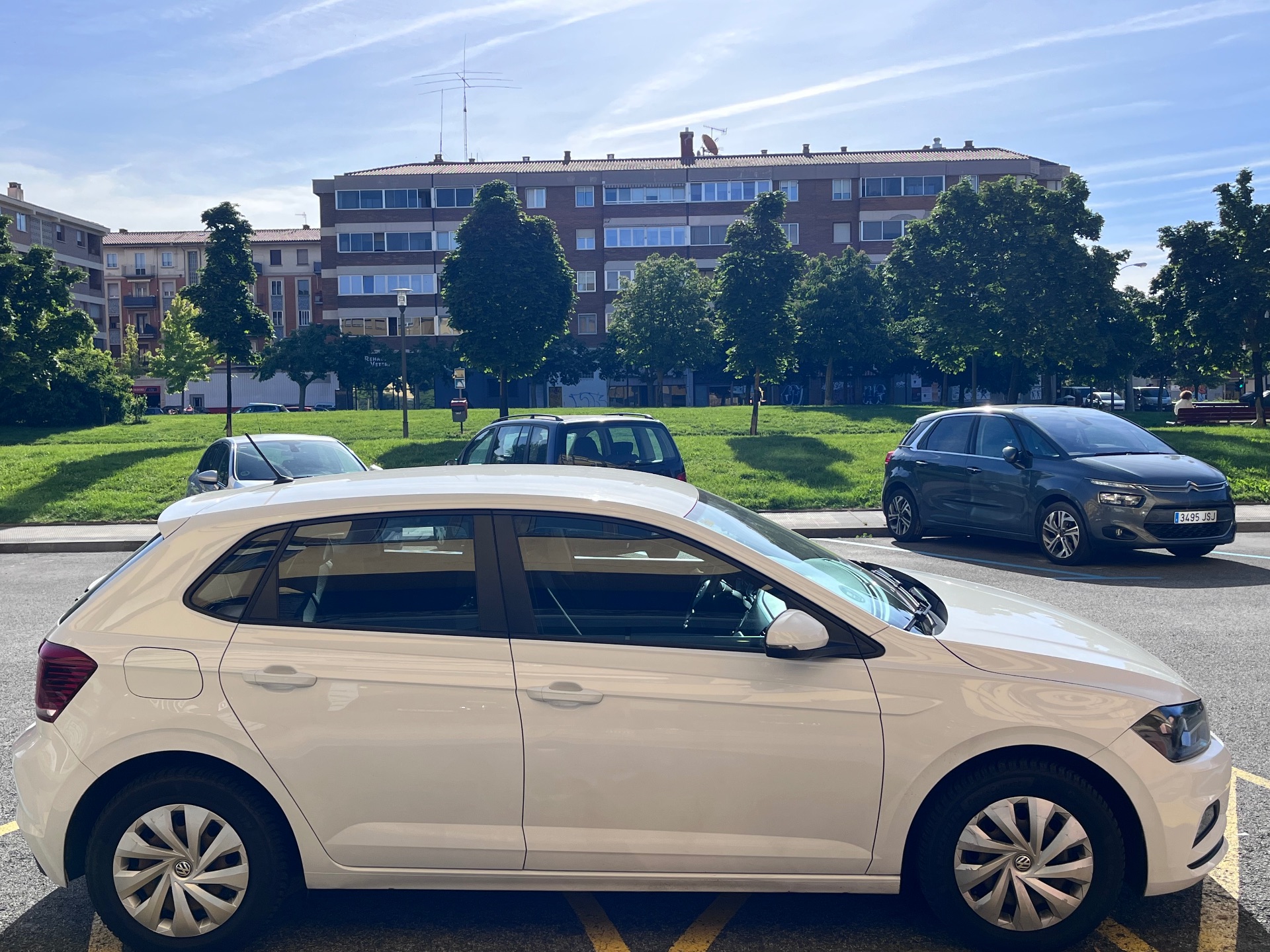 Volkswagen Polo  Advance 1.6 TDI