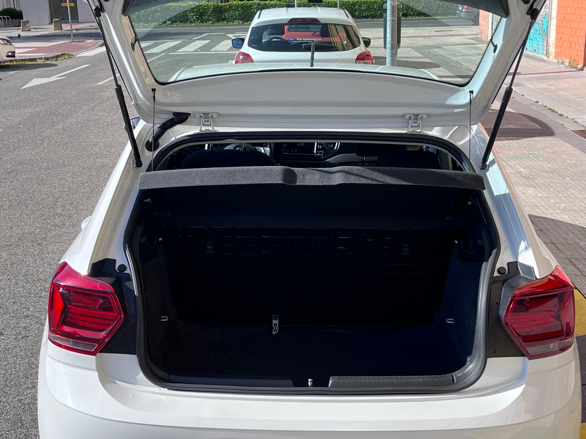 Volkswagen Polo  Advance 1.6 TDI