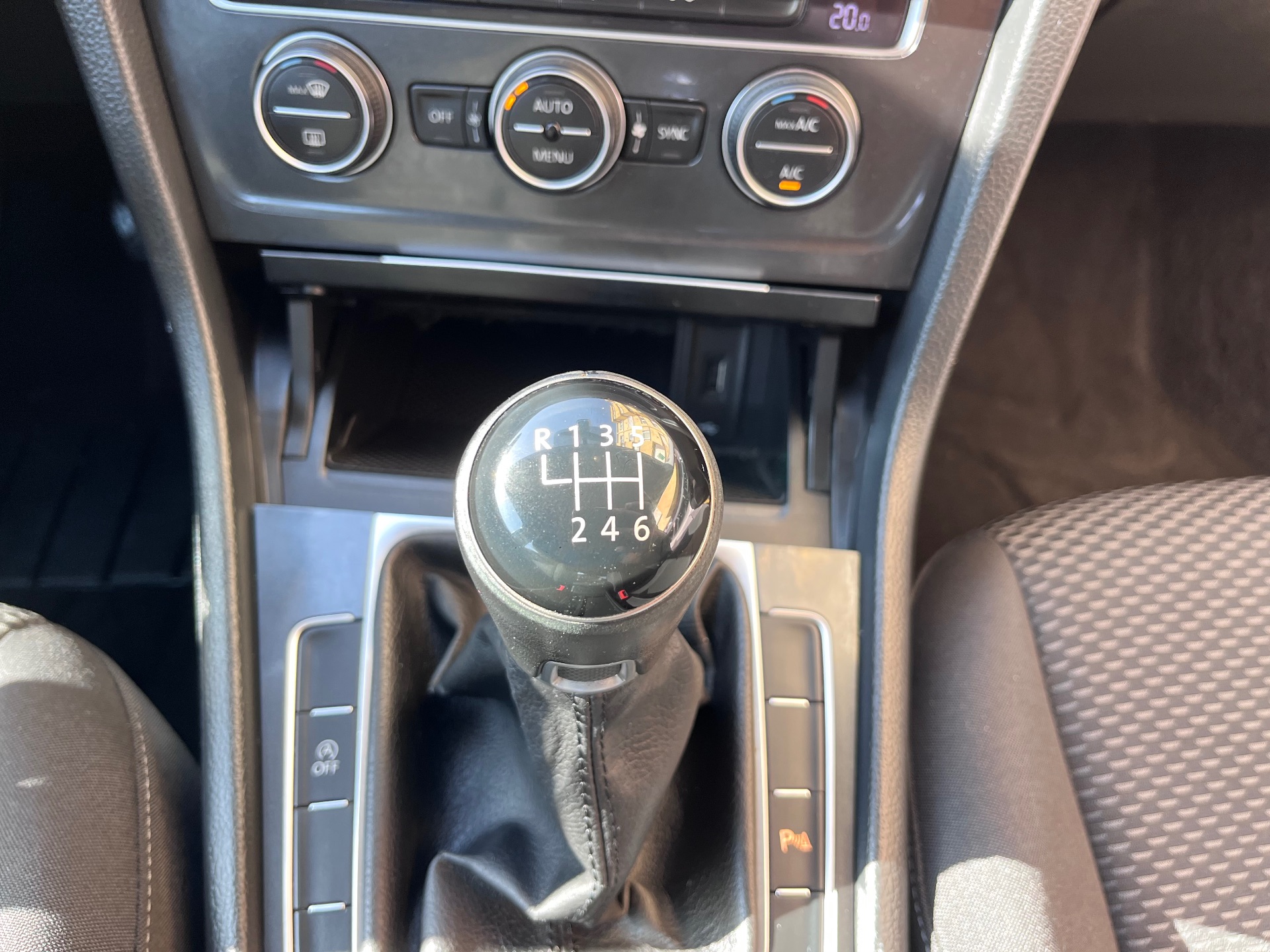 Volkswagen Golf  VARIANT Ready2GO 1,0 TSI 115CV