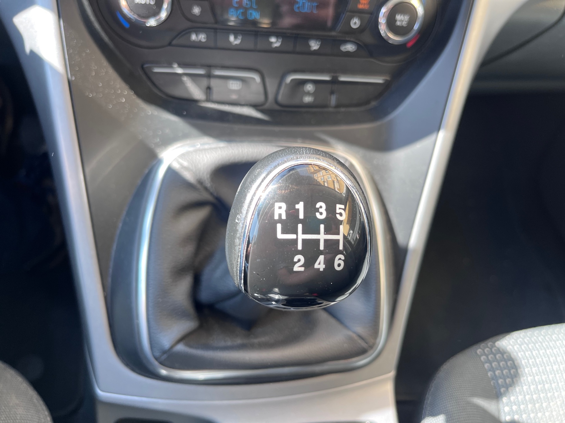 Ford M + 1.0/100CV Ecoboost Business