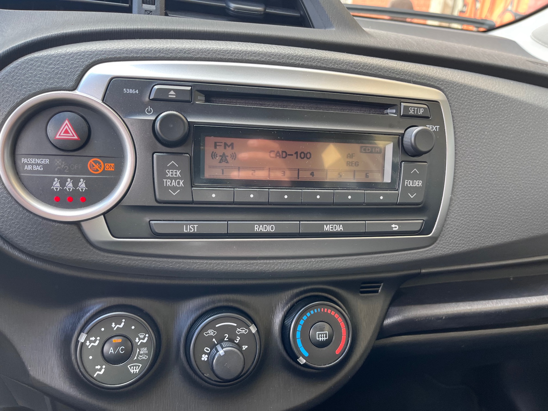 Toyota Yaris 1.0 5p.