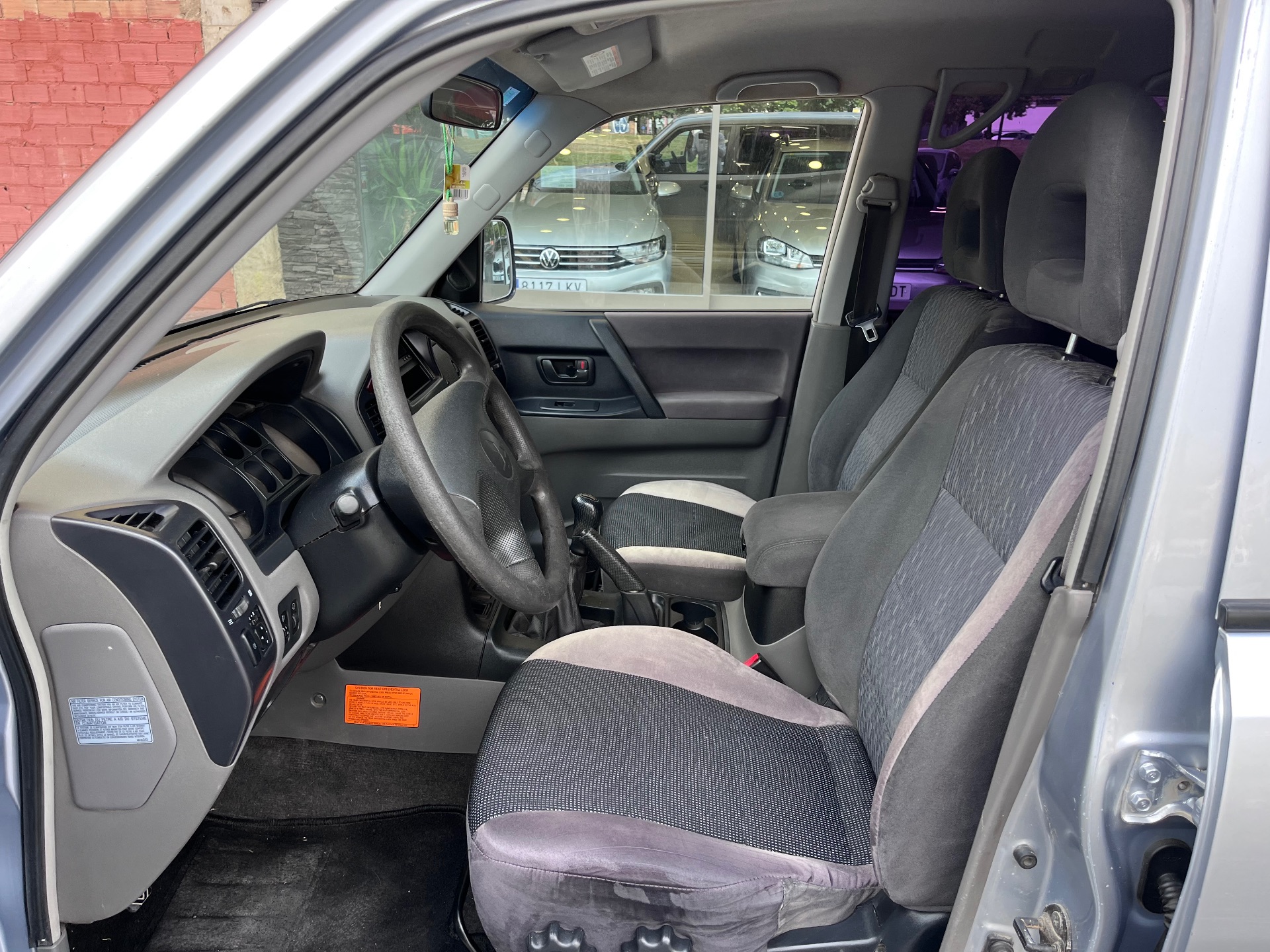 Mitsubishi Montero  2.5 TDI Sahel