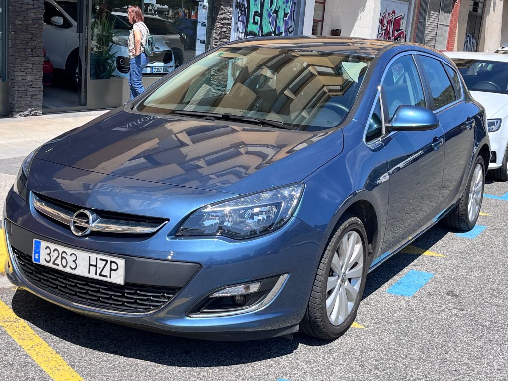 Opel Astra  1.4 Turbo Selective