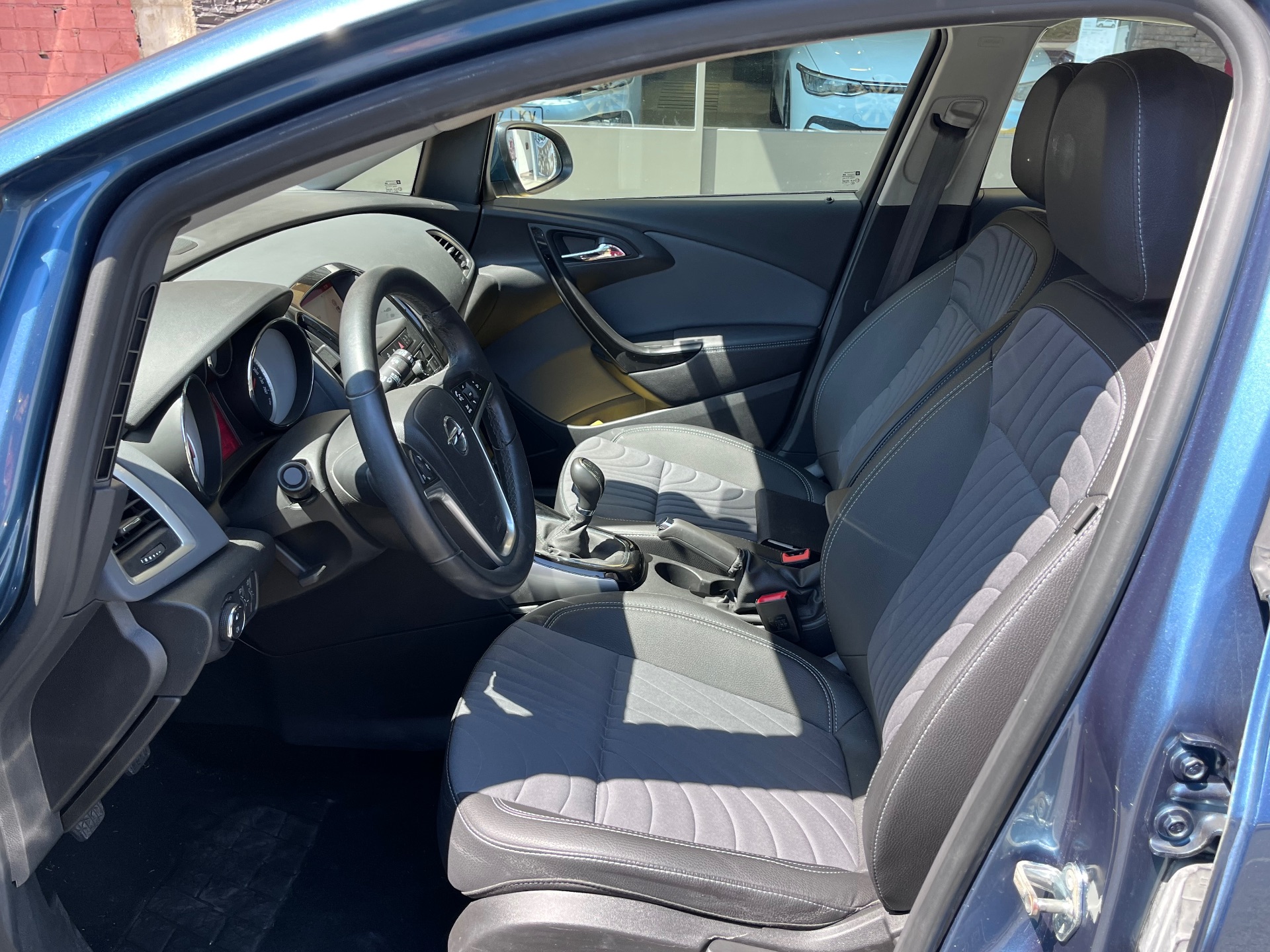 Opel Astra  1.4 Turbo Selective