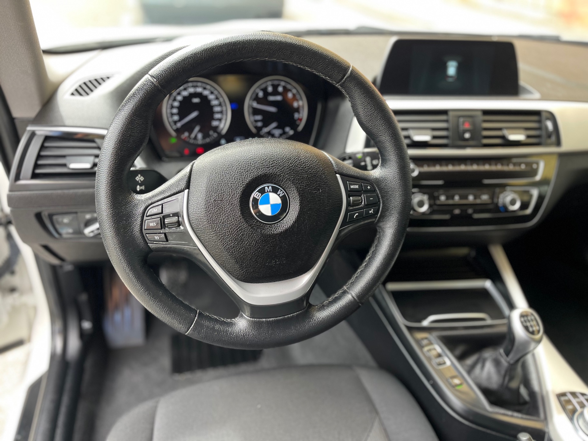 BMW 116i 3p.