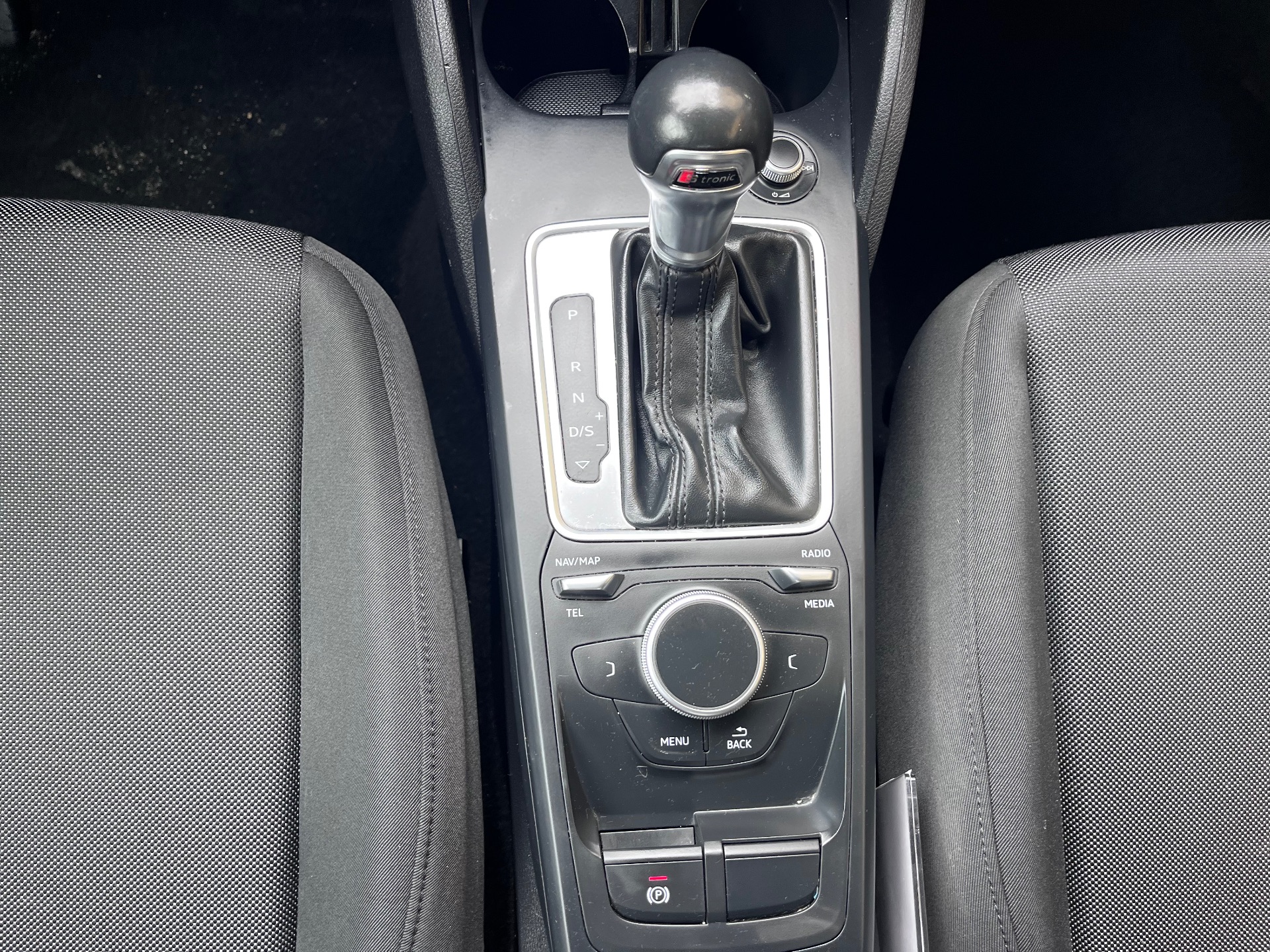 Audi Q2 30 TDI S Tronic Admired Advanced