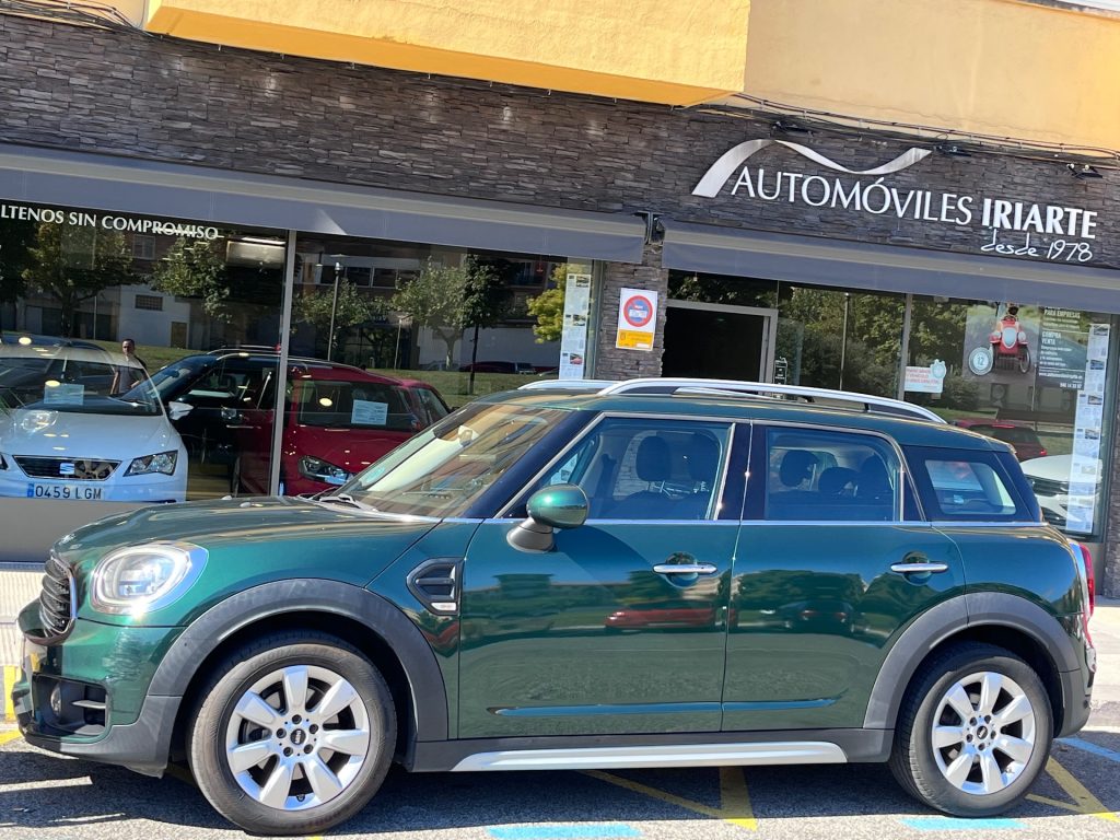 MINI Cooper Countryman Mini