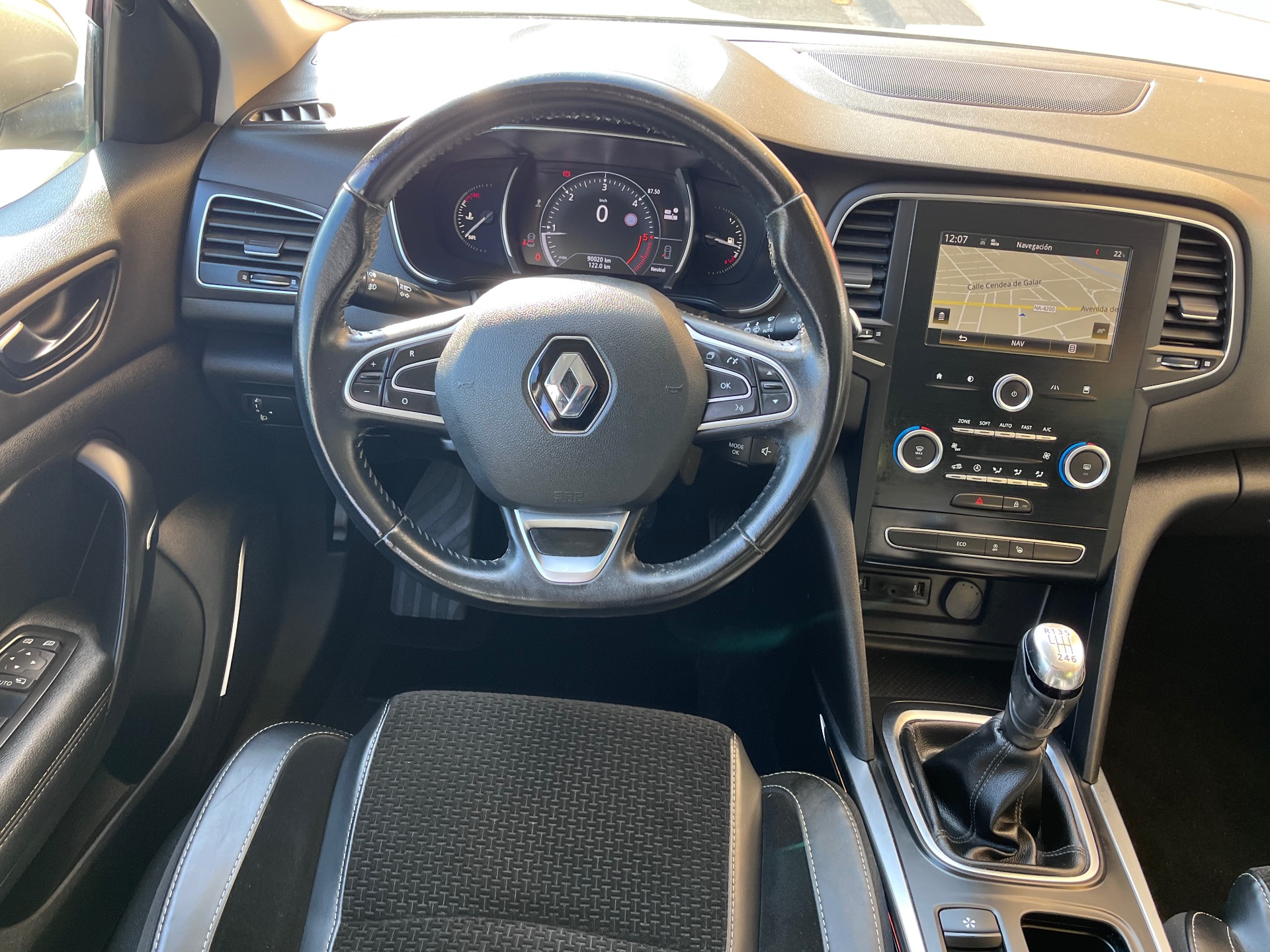 Renault Megane  SPORT TOURER DCI 130CV ZEN