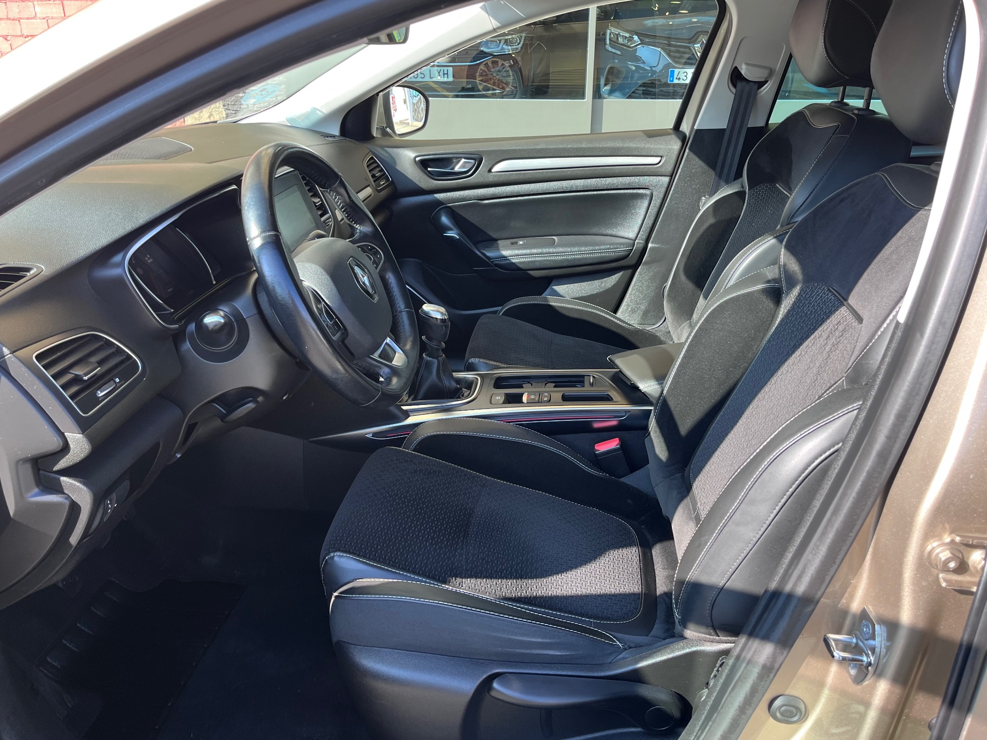 Renault Megane  SPORT TOURER DCI 130CV ZEN