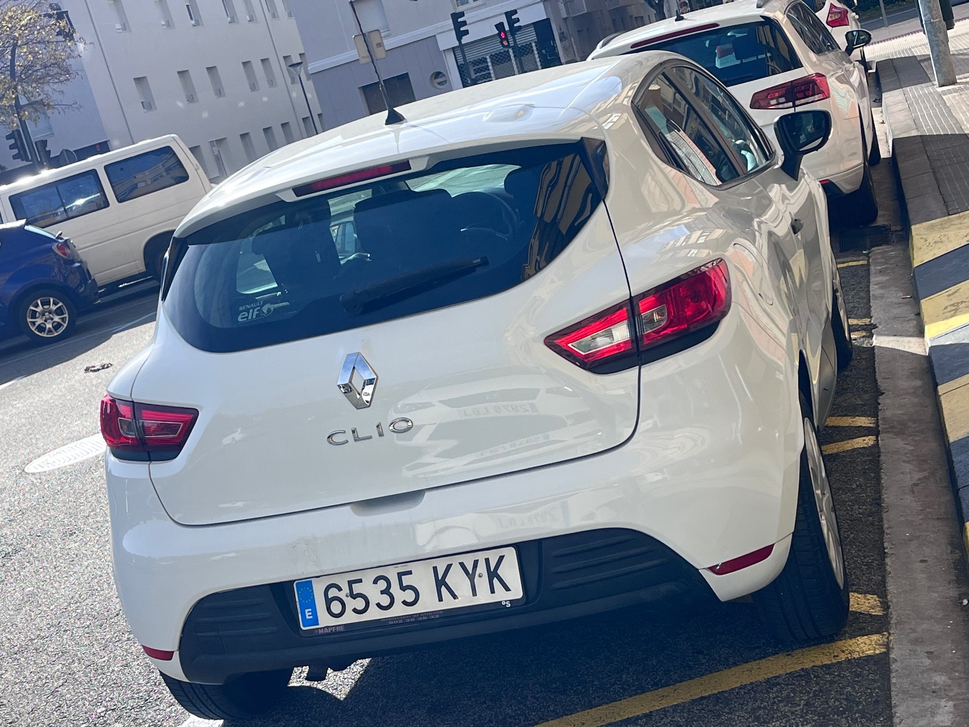 Renault Clio  Business TCe 55kW (75CV) -18