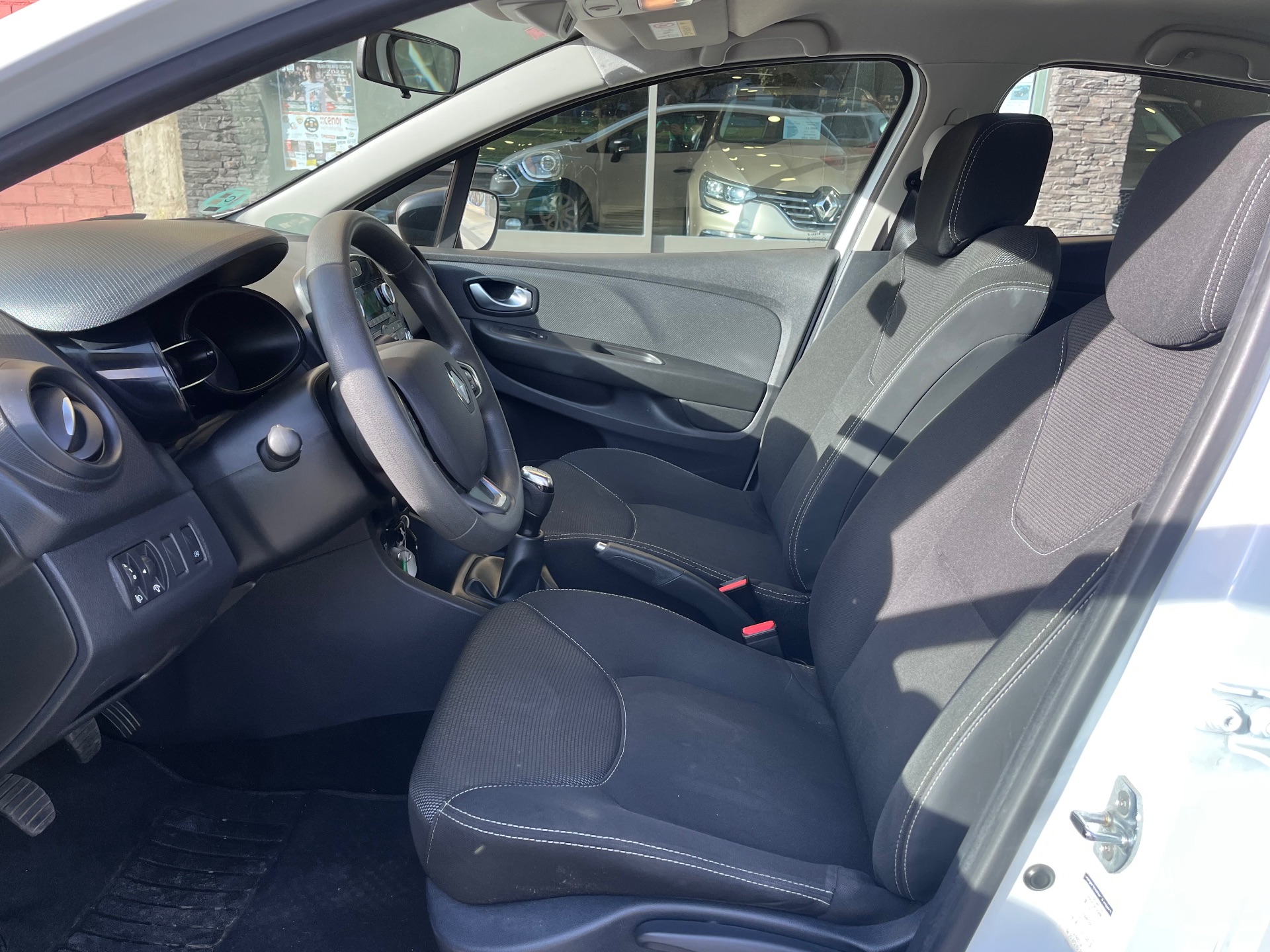 Renault Clio  Business TCe 55kW (75CV) -18