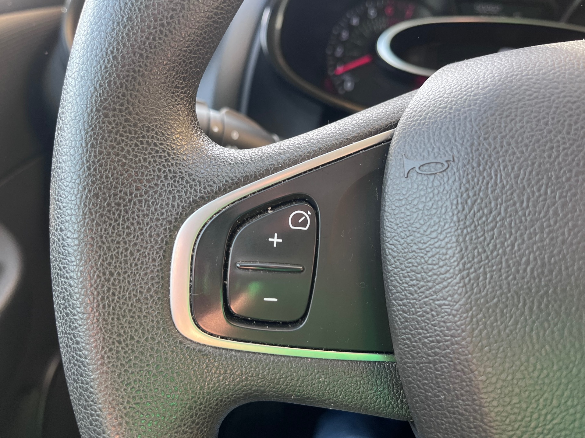 Renault Clio  Business TCe 55kW (75CV) -18