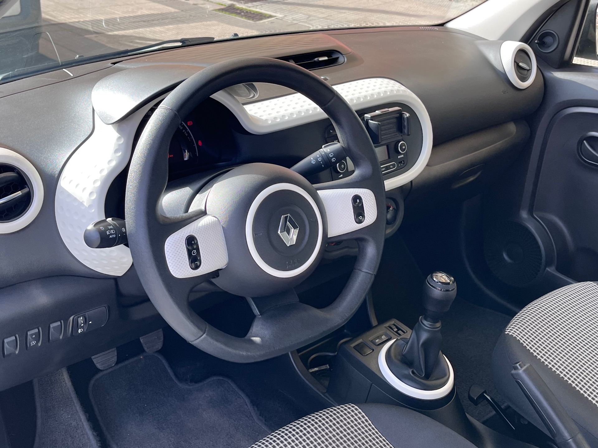 Renault Twingo 1.0 SCe Live