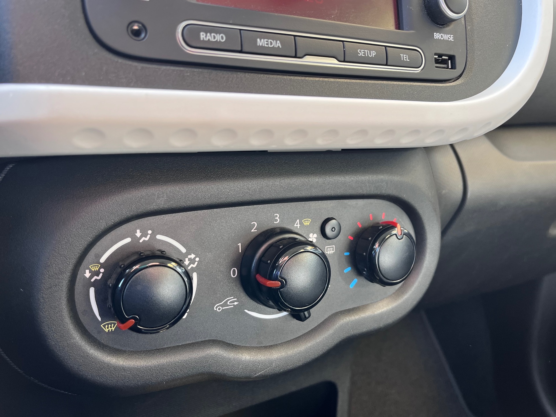 Renault Twingo 1.0 SCe Live