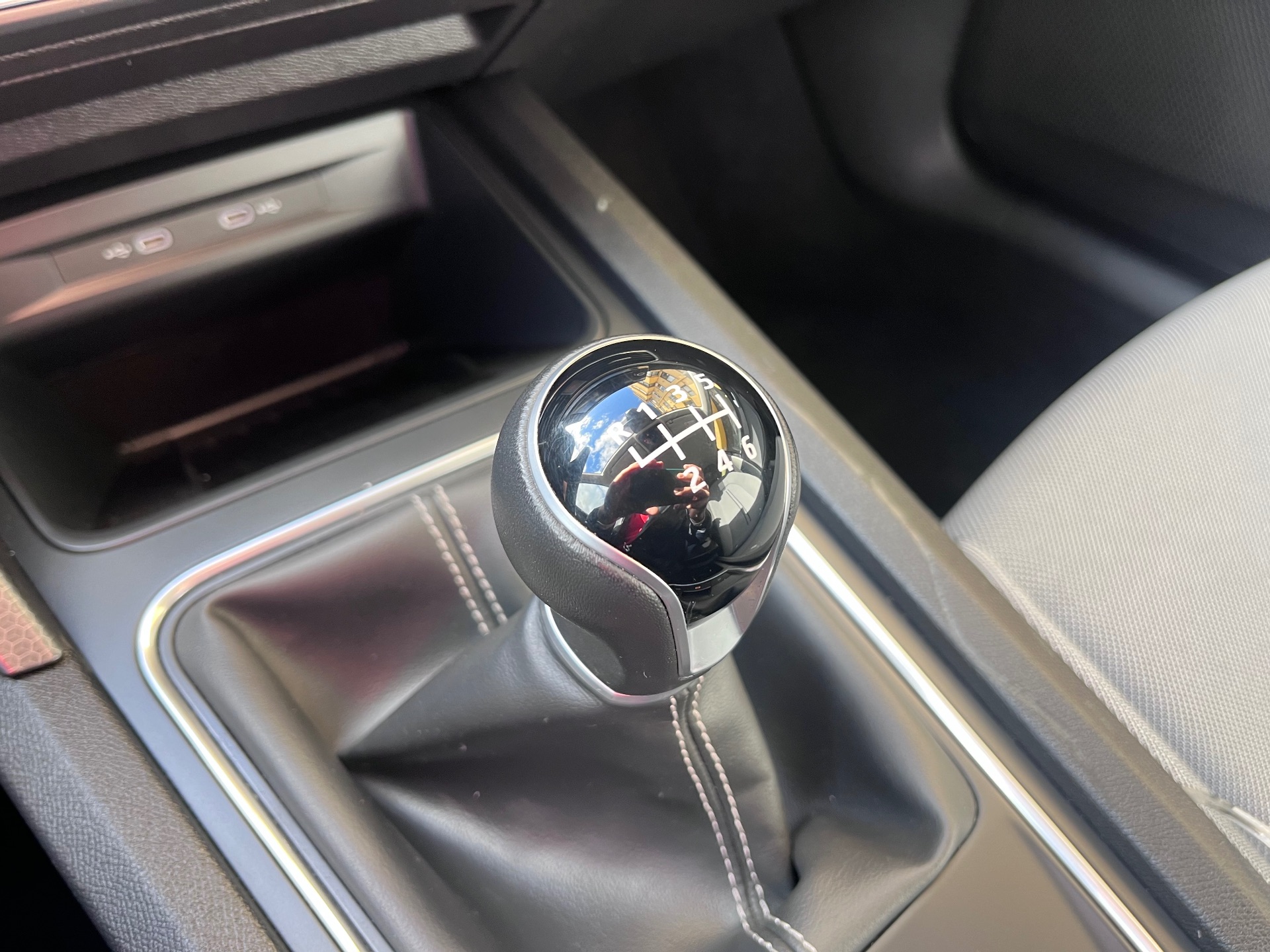 SEAT Leon  1.0 TSI 81kW S&S Style 25 Aniversario