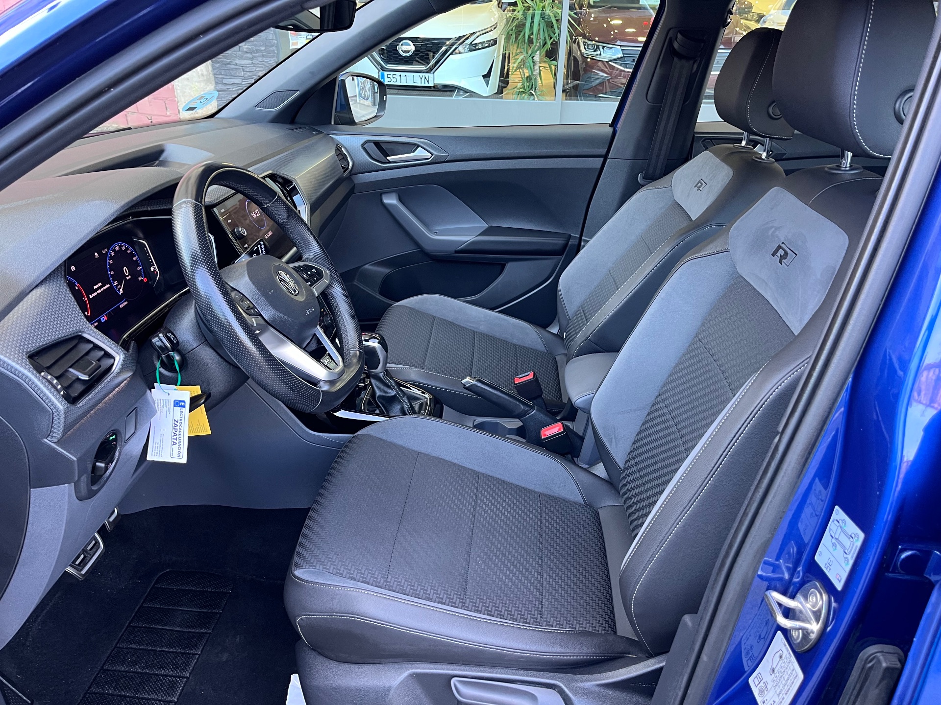 Volkswagen T-Cross 1.0 TSI 110 CV DSG Sport