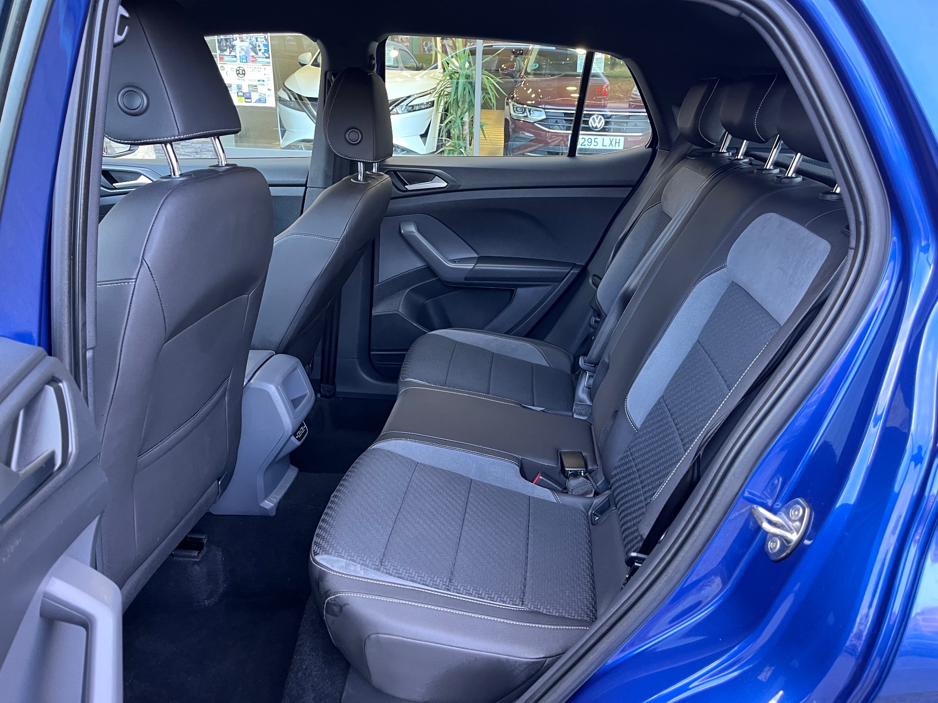 Volkswagen T-Cross 1.0 TSI 110 CV DSG Sport