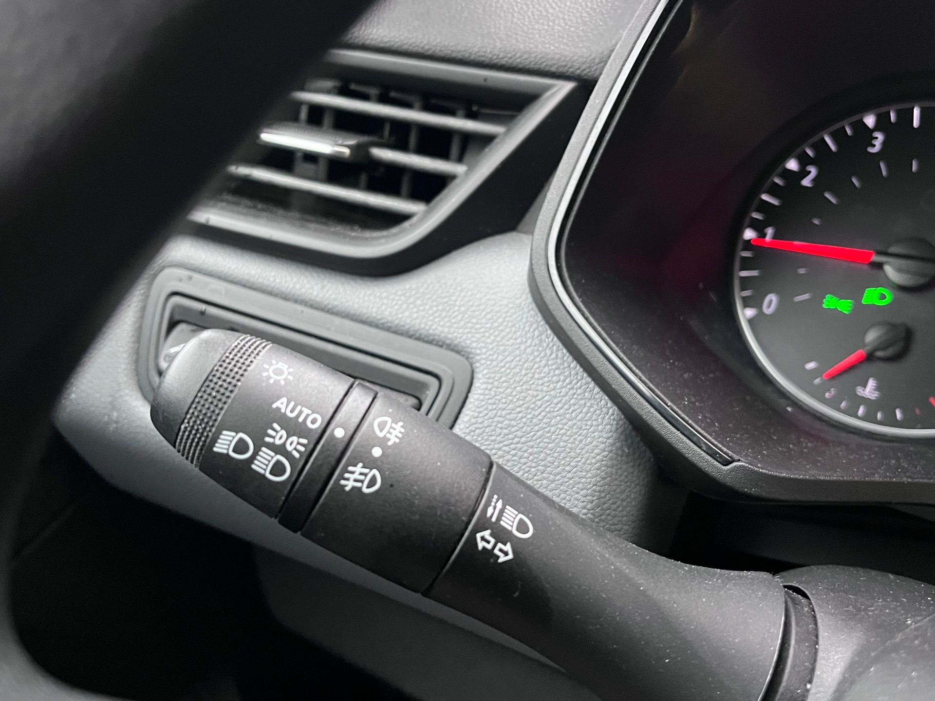 Renault Clio SCe 75 CV 5p. Business