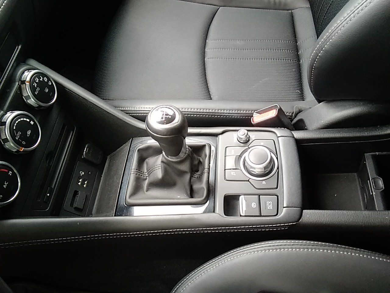 Mazda CX-3  2.0 G 89kW 121CV 2WD Zenith