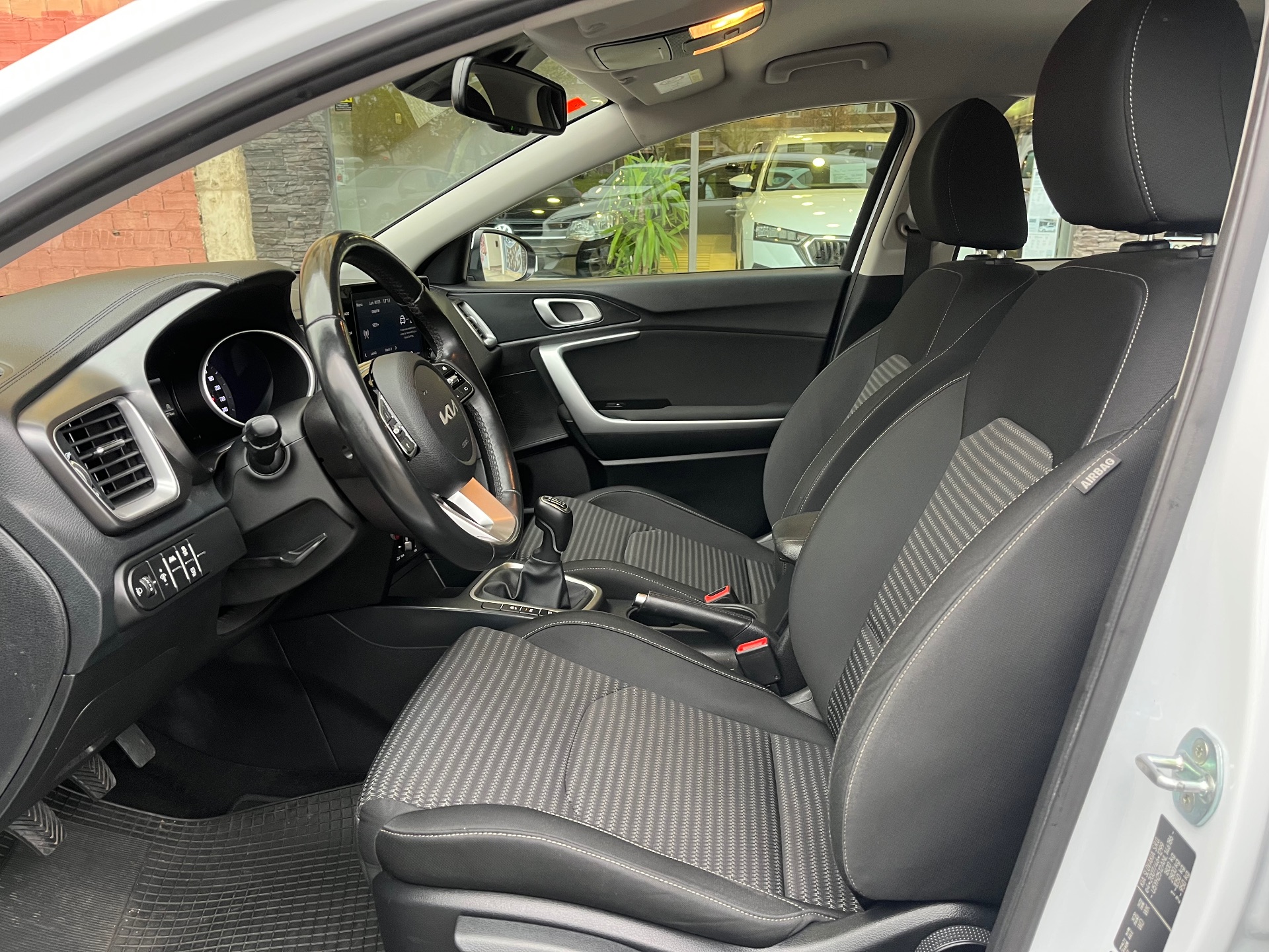 Kia Ceed / cee'd  1.0 TGDi 74kW 100CV Drive