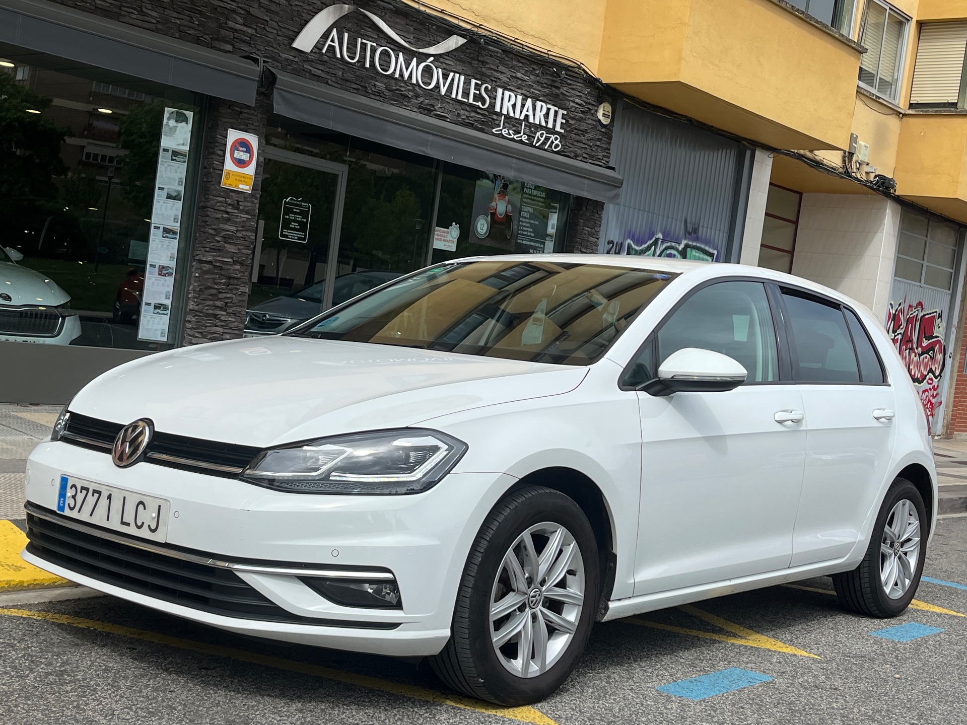 Volkswagen Golf  Advance 1.0 TSI (115CV)