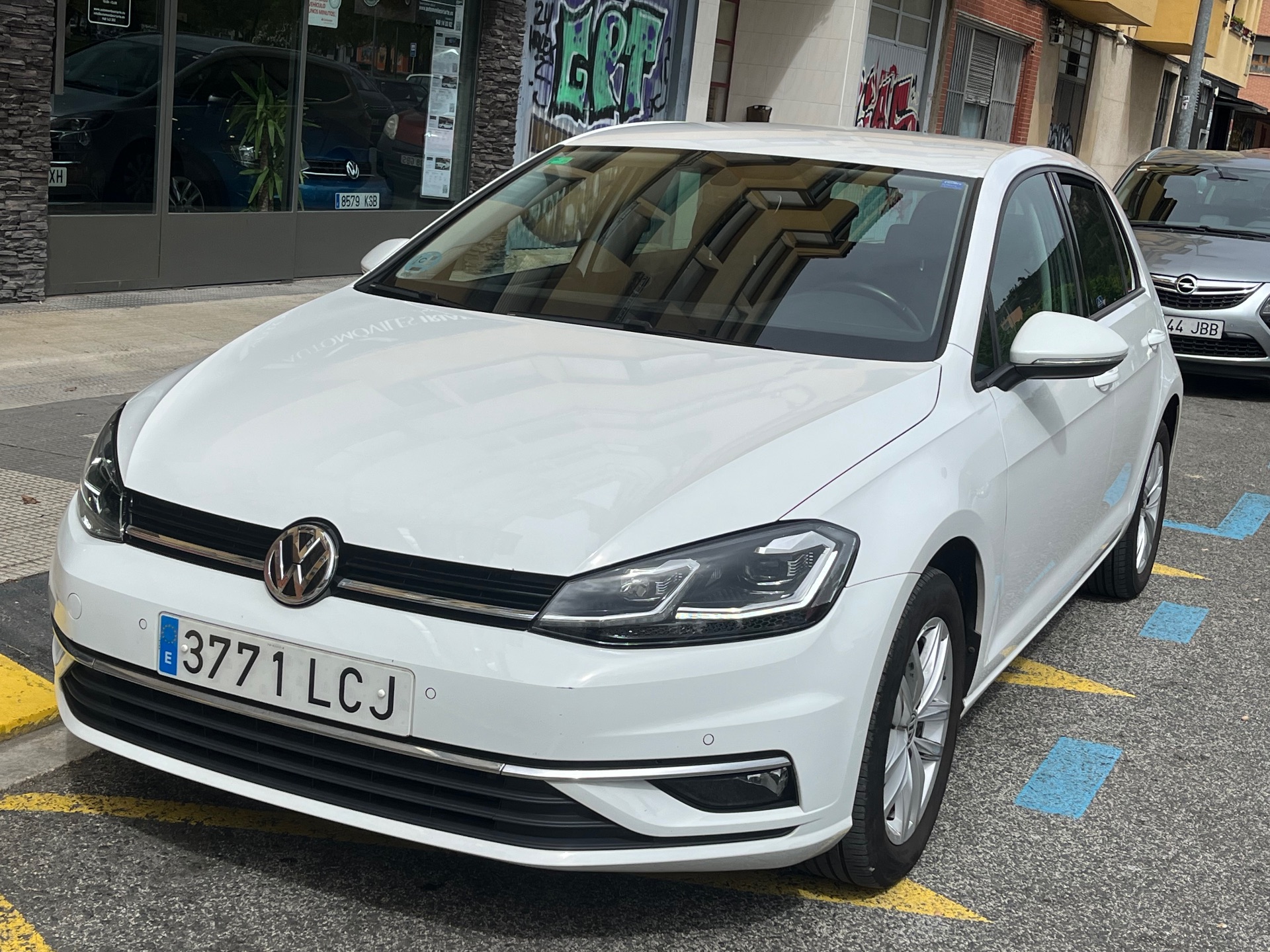 Volkswagen Golf  Advance 1.0 TSI (115CV)