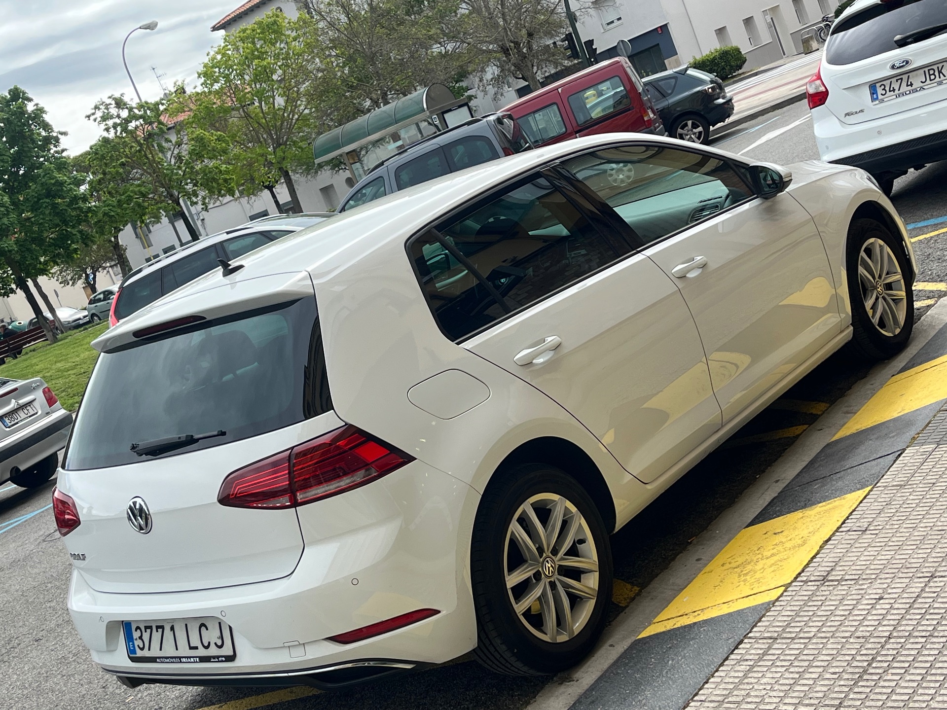 Volkswagen Golf  Advance 1.0 TSI (115CV)
