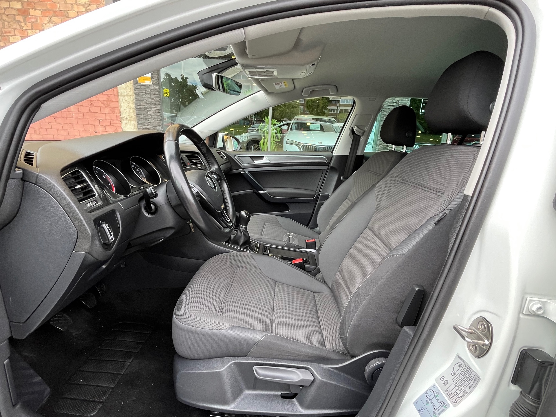 Volkswagen Golf  Advance 1.0 TSI (115CV)