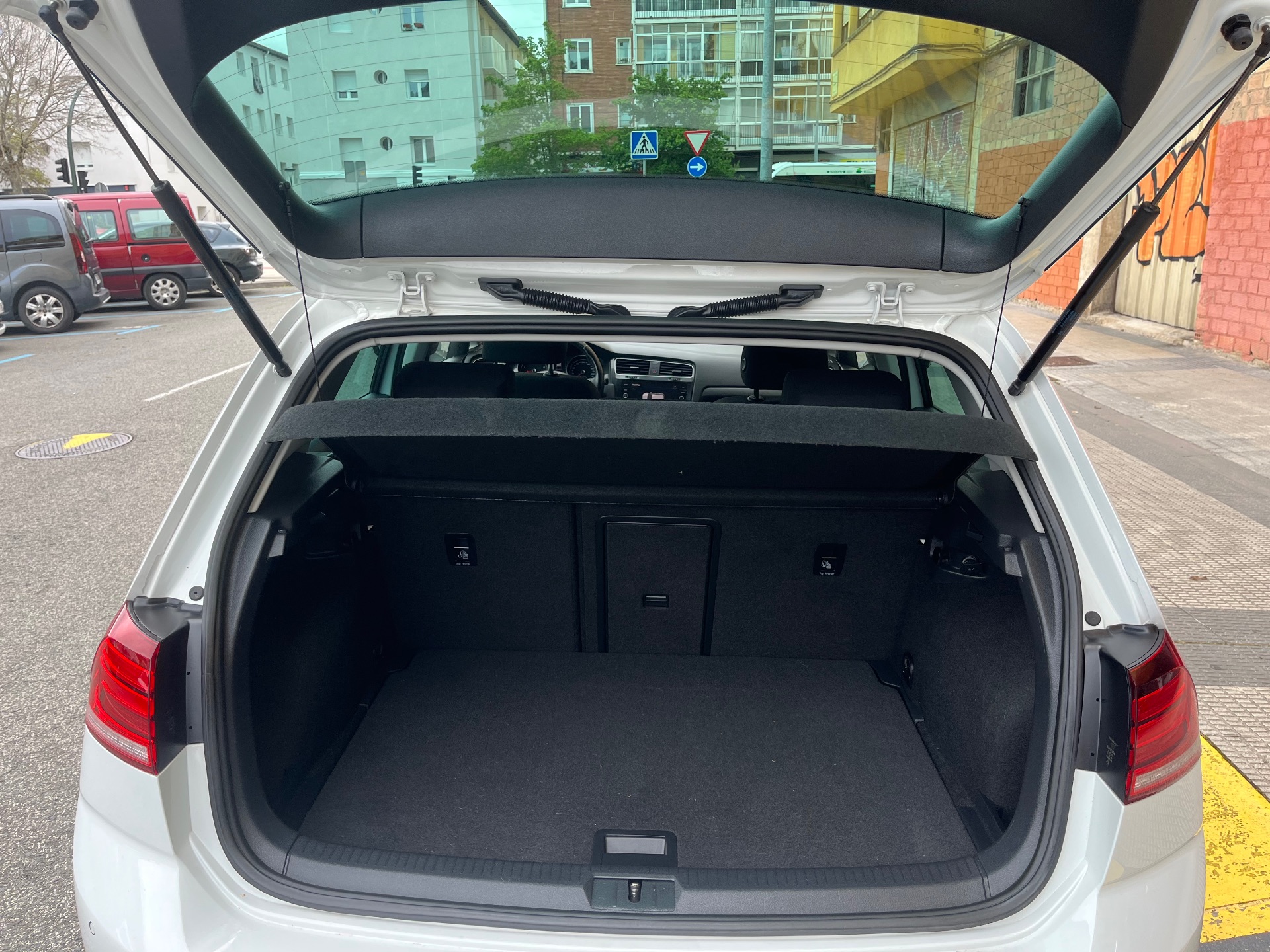 Volkswagen Golf  Advance 1.0 TSI (115CV)