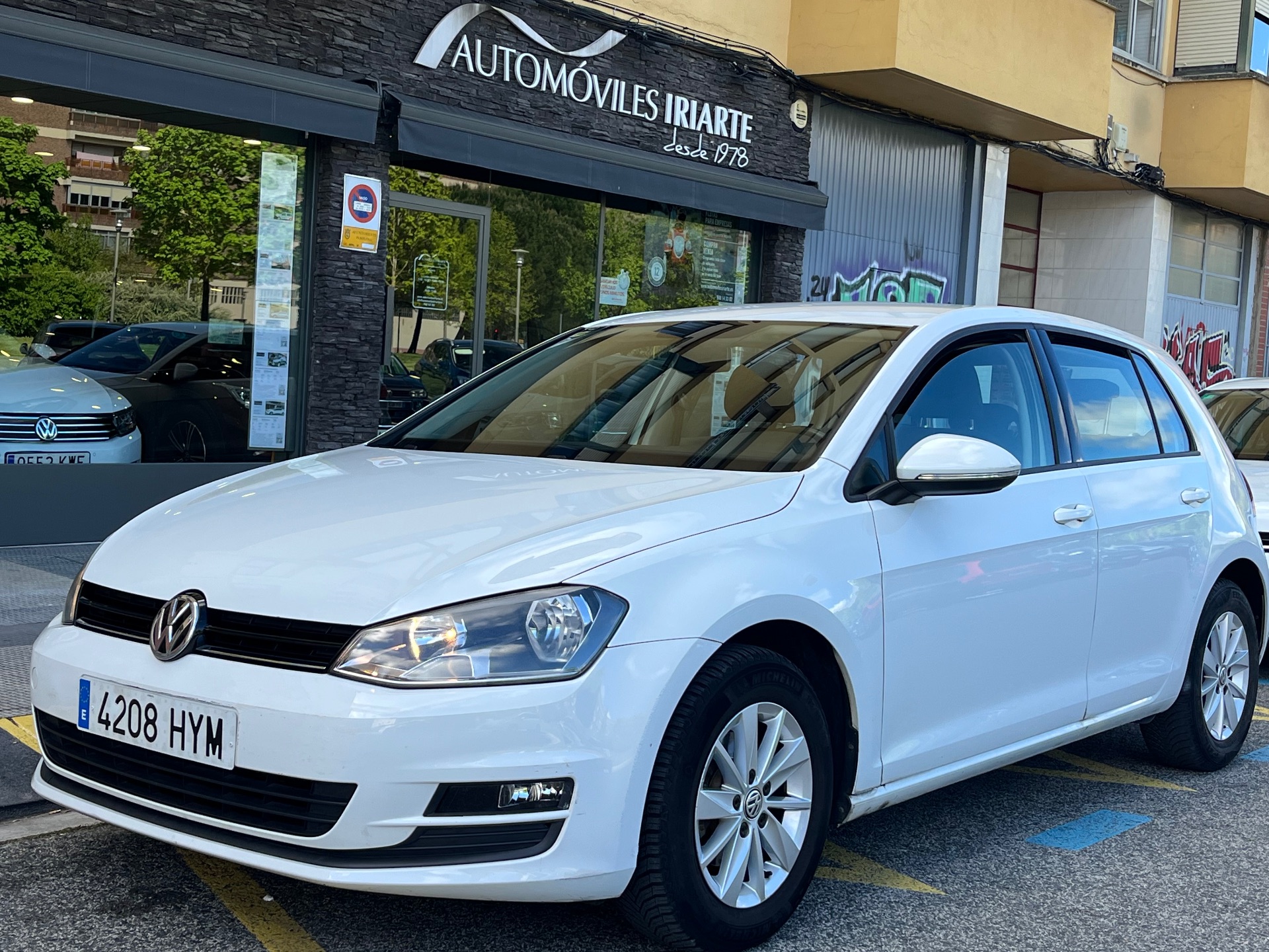 Volkswagen Golf  1,2 TSI 105CV TRENDLINE