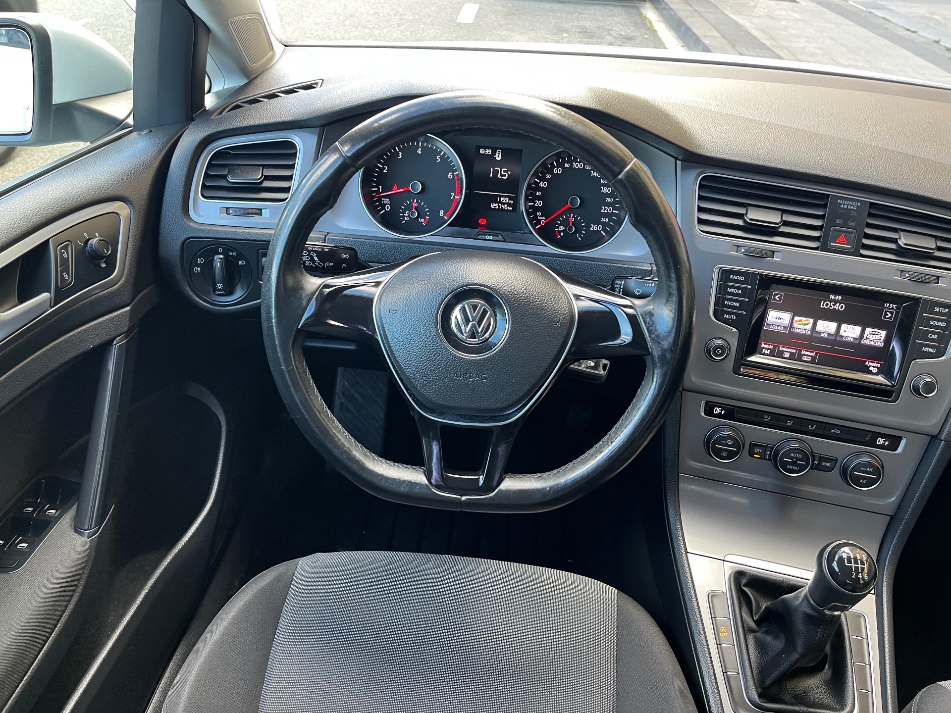 Volkswagen Golf  1,2 TSI 105CV TRENDLINE