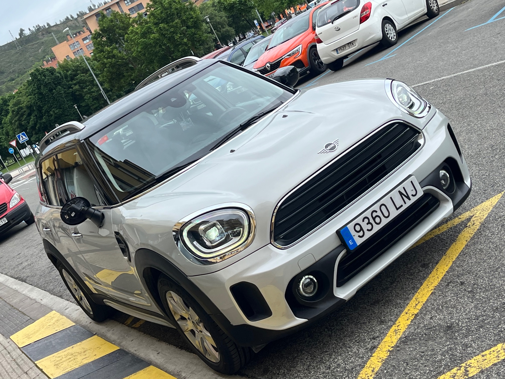 MINI Cooper D Mini D Countryman