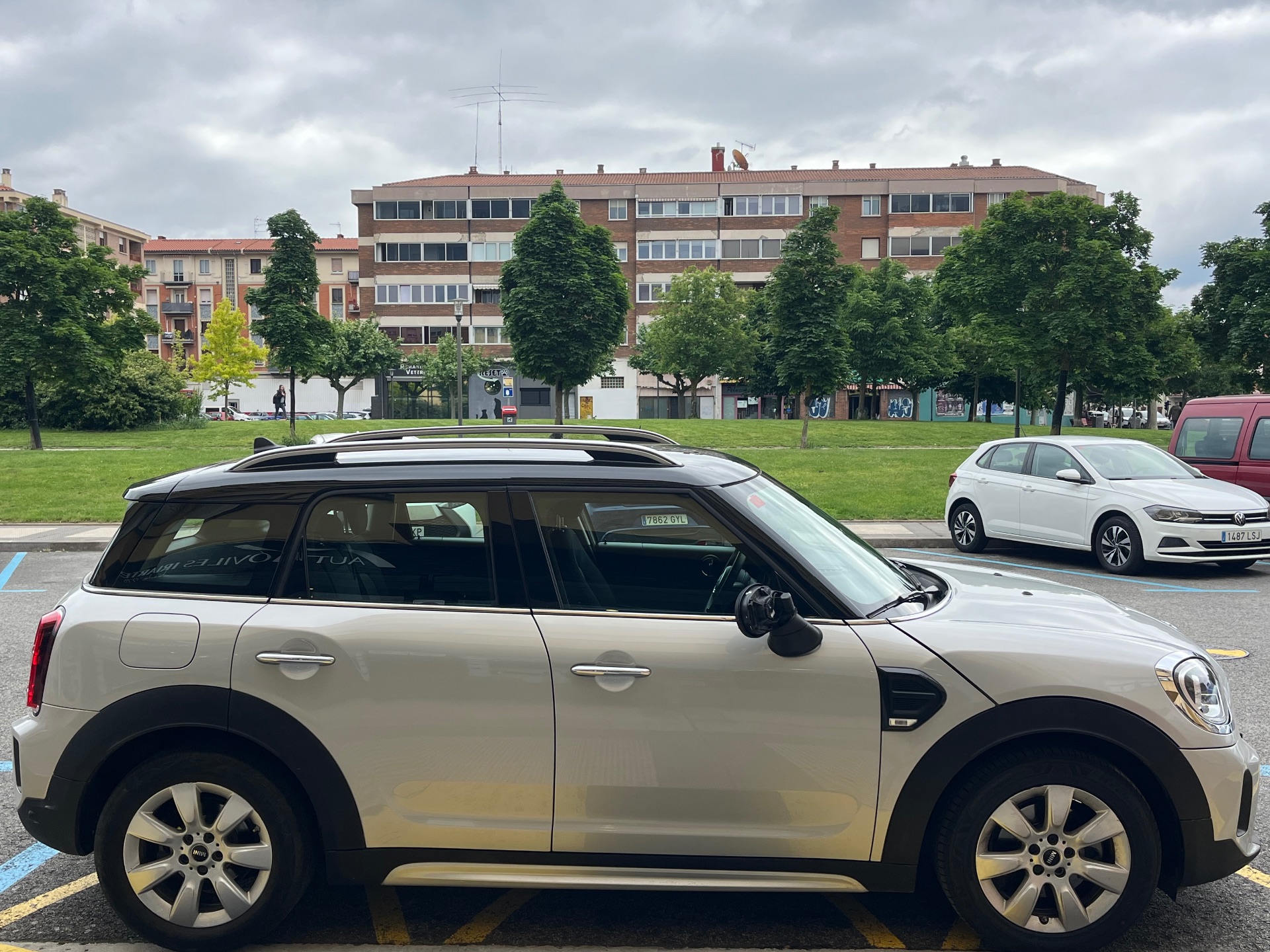 MINI Cooper D Mini D Countryman