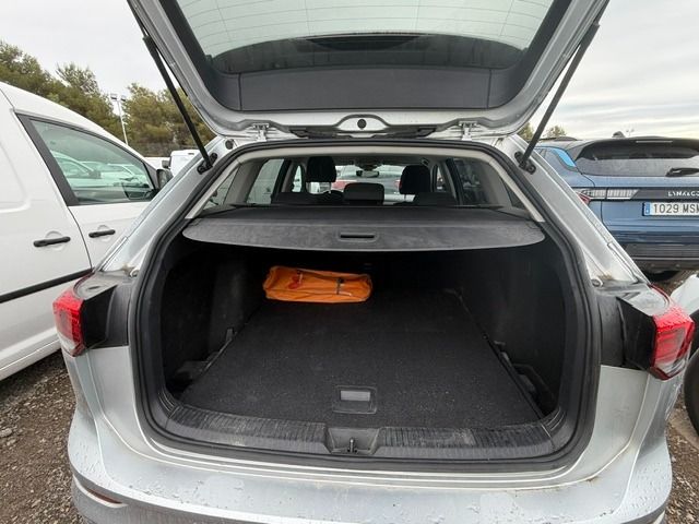 Volkswagen Golf Variant  Life 1.0 eTSI 81kW (110CV) DSG