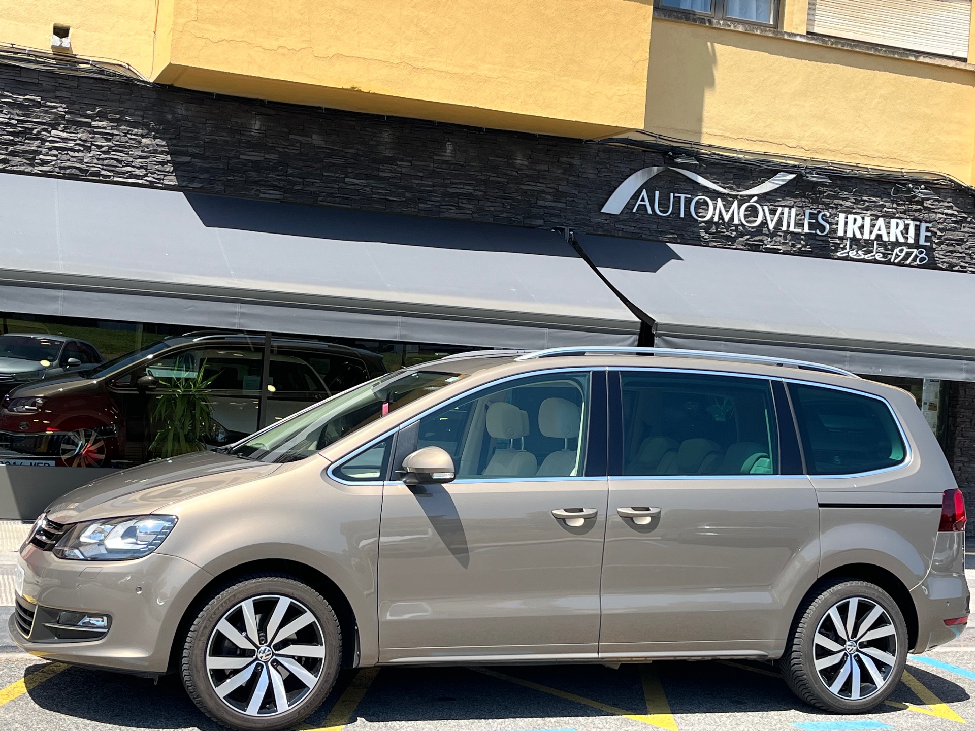 Volkswagen Sharan 2.0 TDI 150CV DSG Highline BMT