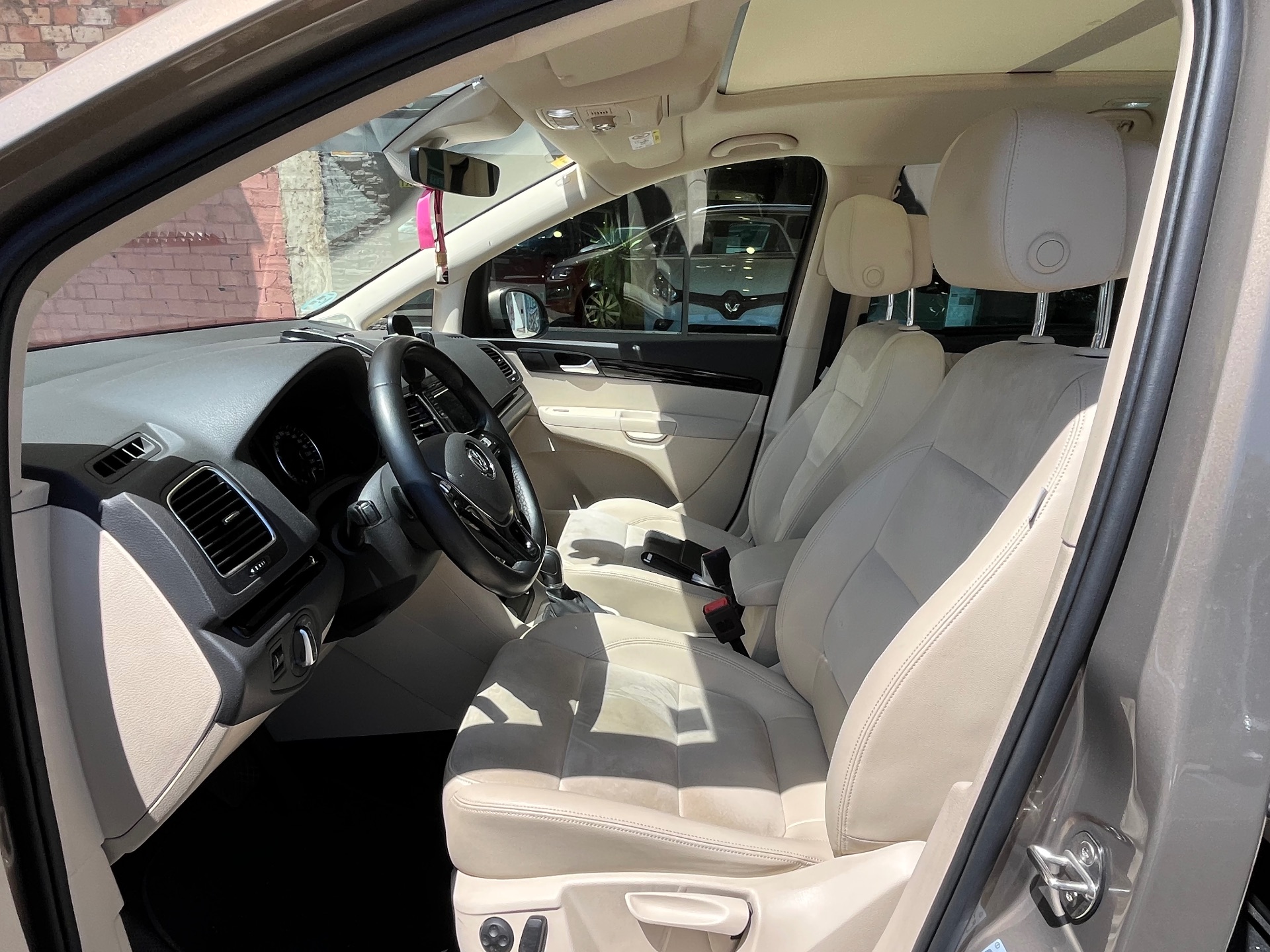 Volkswagen Sharan 2.0 TDI 150CV DSG Highline BMT