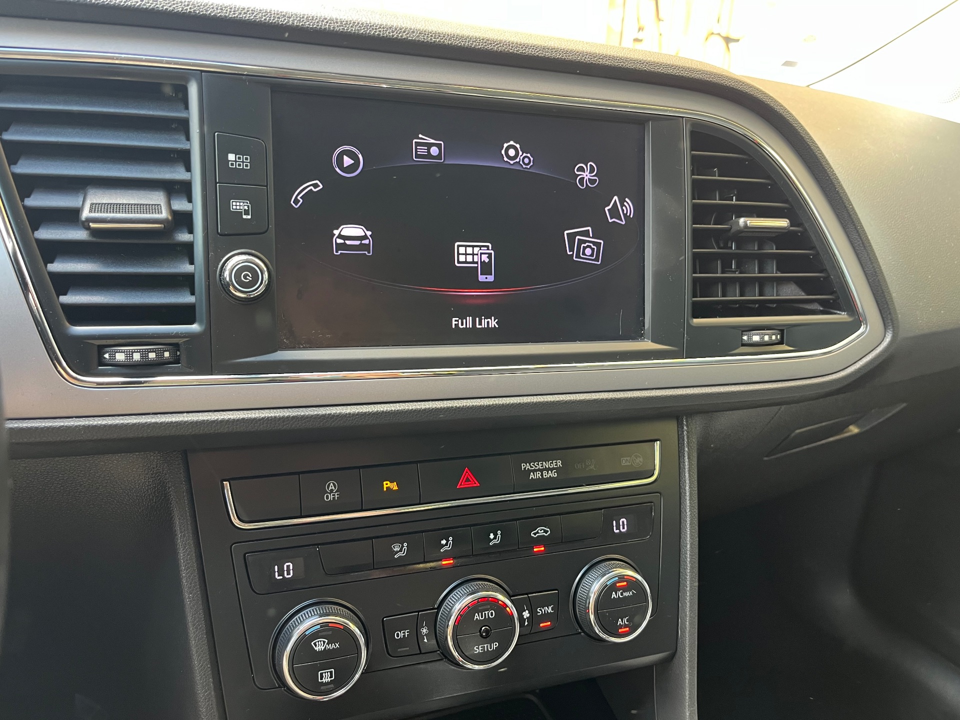 SEAT Leon 1.6 TDI 115CV ST Style
