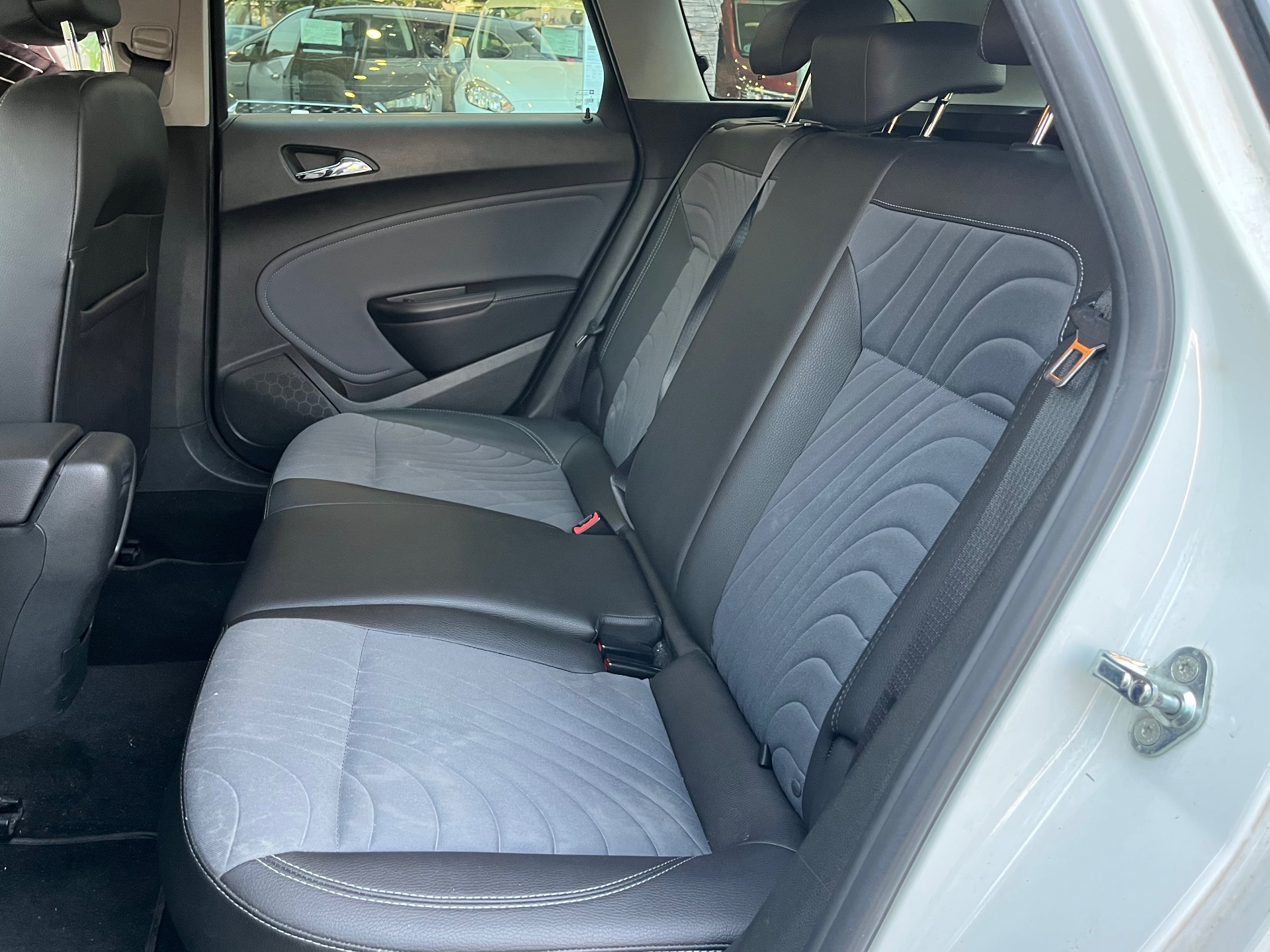 Opel Astra 1.7 CDTI 130 CV ST Cosmo Fleet