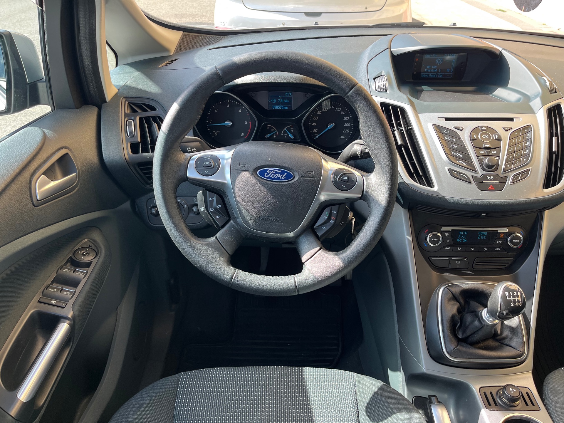 Ford M