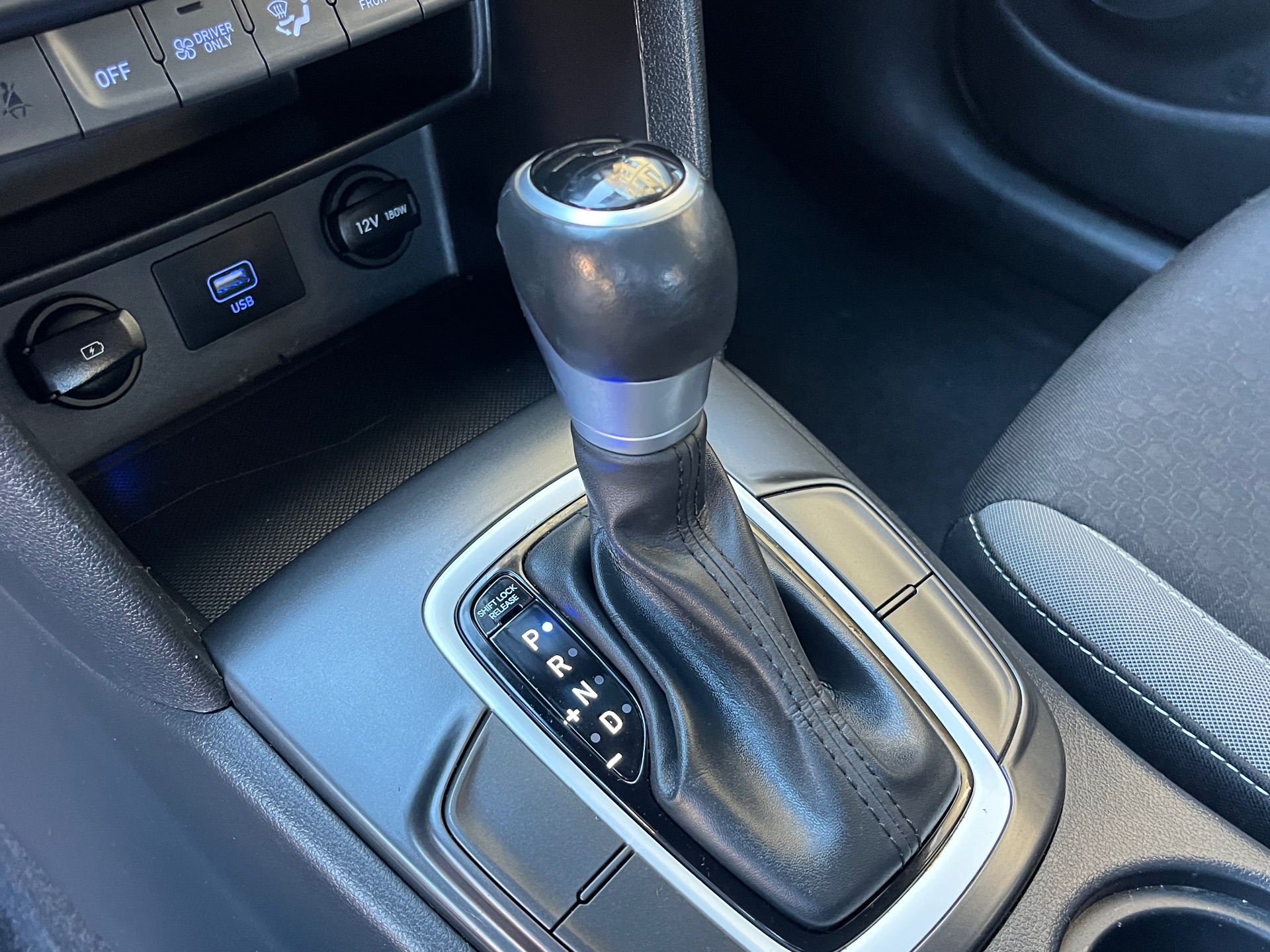 Hyundai KONA  1.6 GDI HEV Klass DT