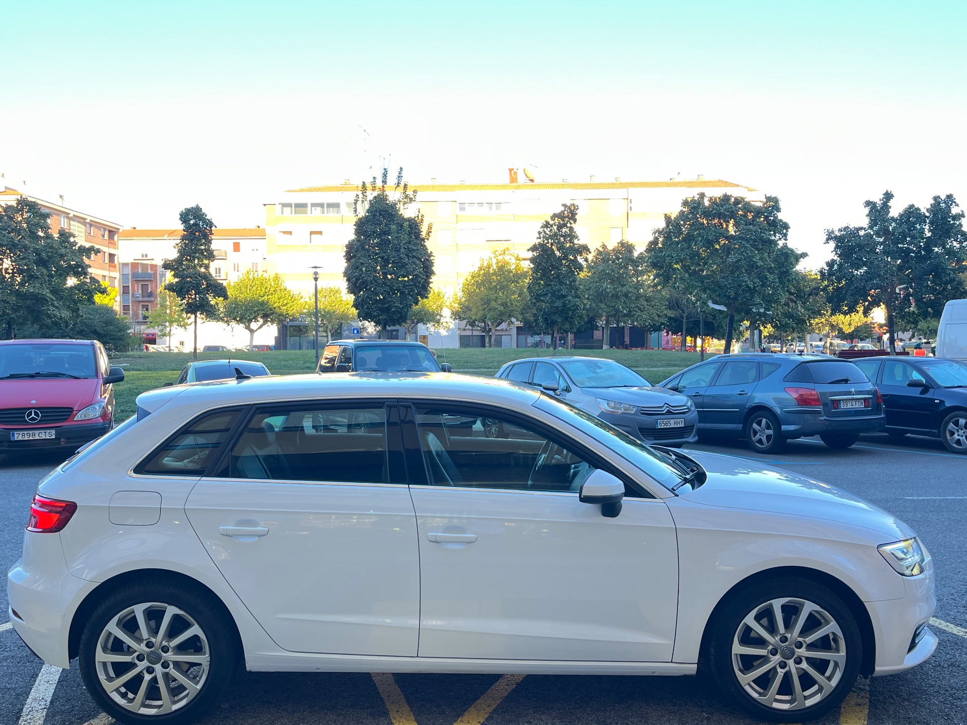 Audi A3  1.6 TDI STRONIC AMBITION