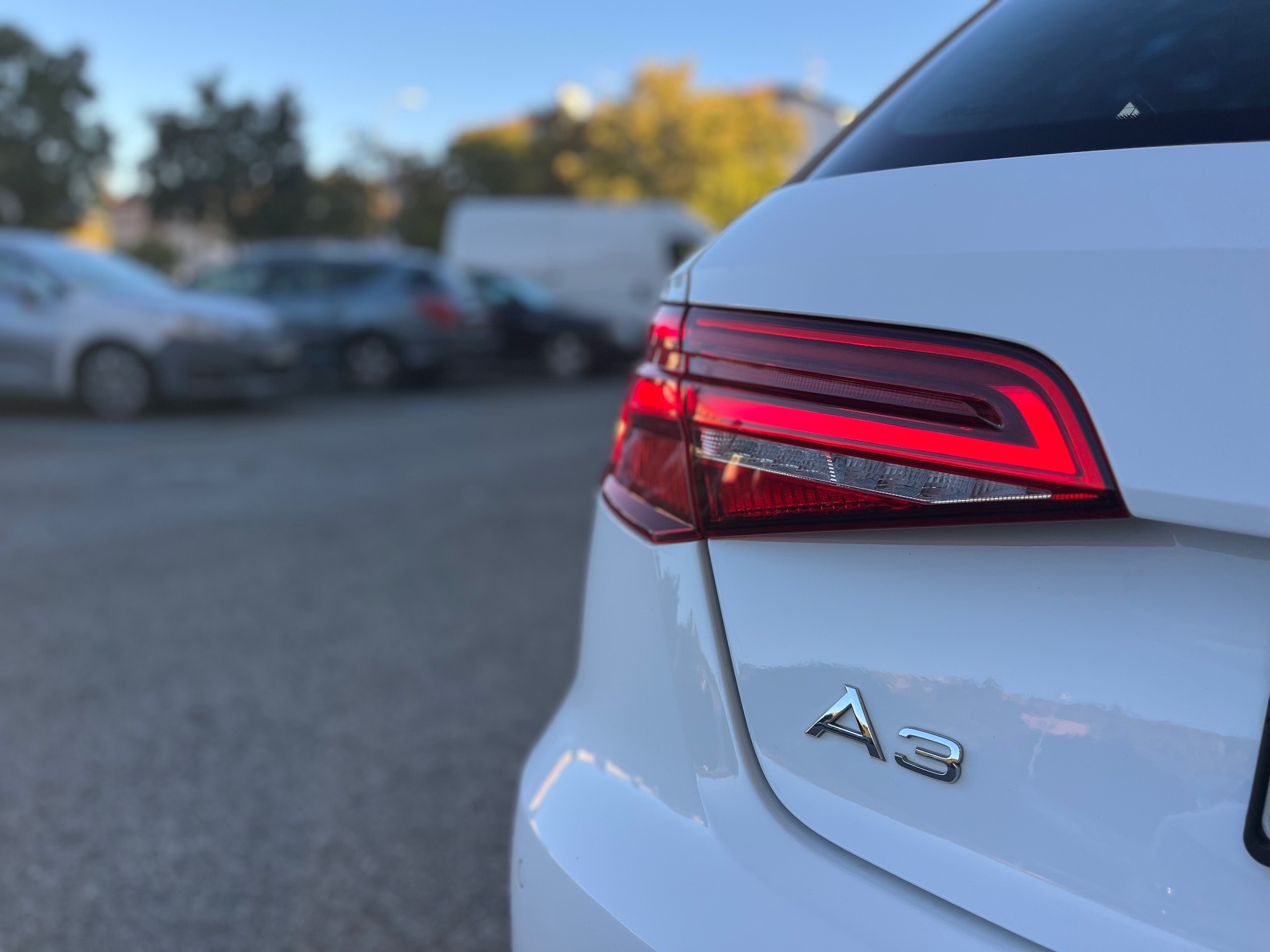 Audi A3  1.6 TDI STRONIC AMBITION
