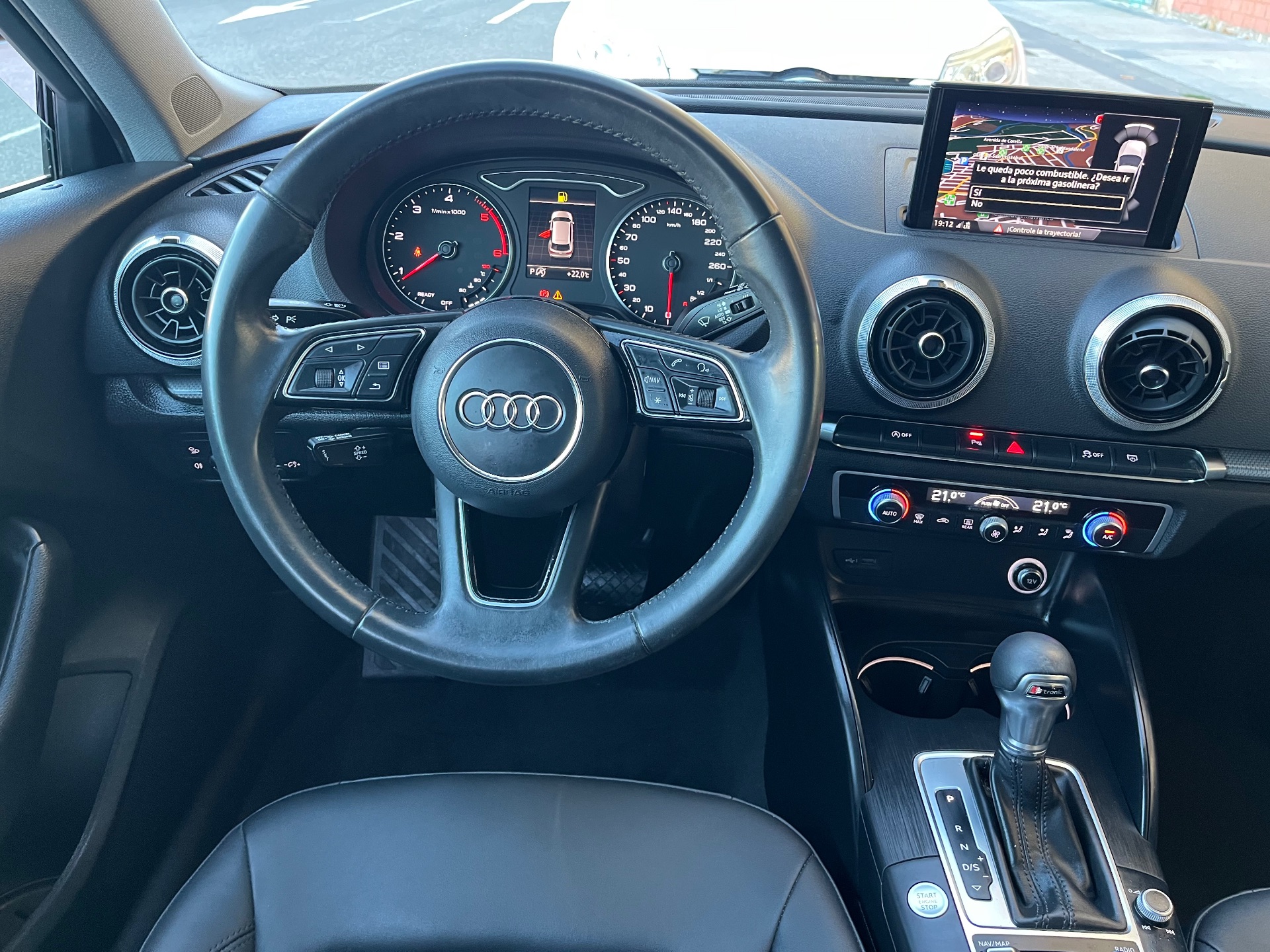 Audi A3  1.6 TDI STRONIC AMBITION