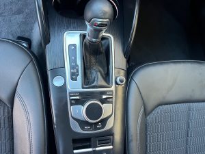 Audi A3  1.6 TDI STRONIC AMBITION