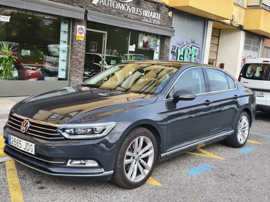 Volkswagen Passat 2.0 TDI DSG Highline BMT